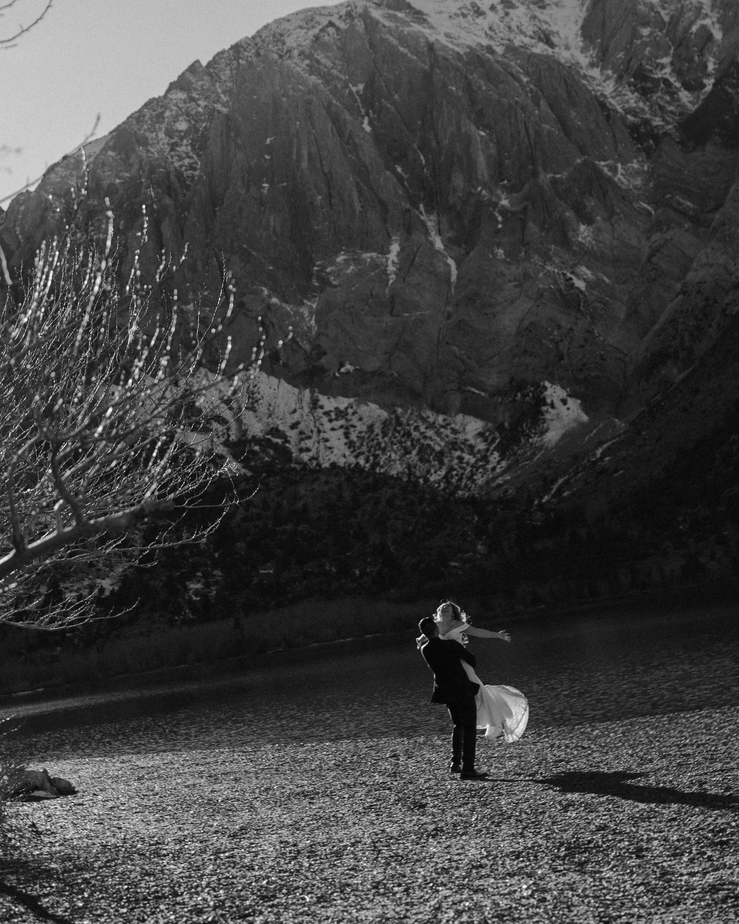 B&amp;W moments for V&amp;G