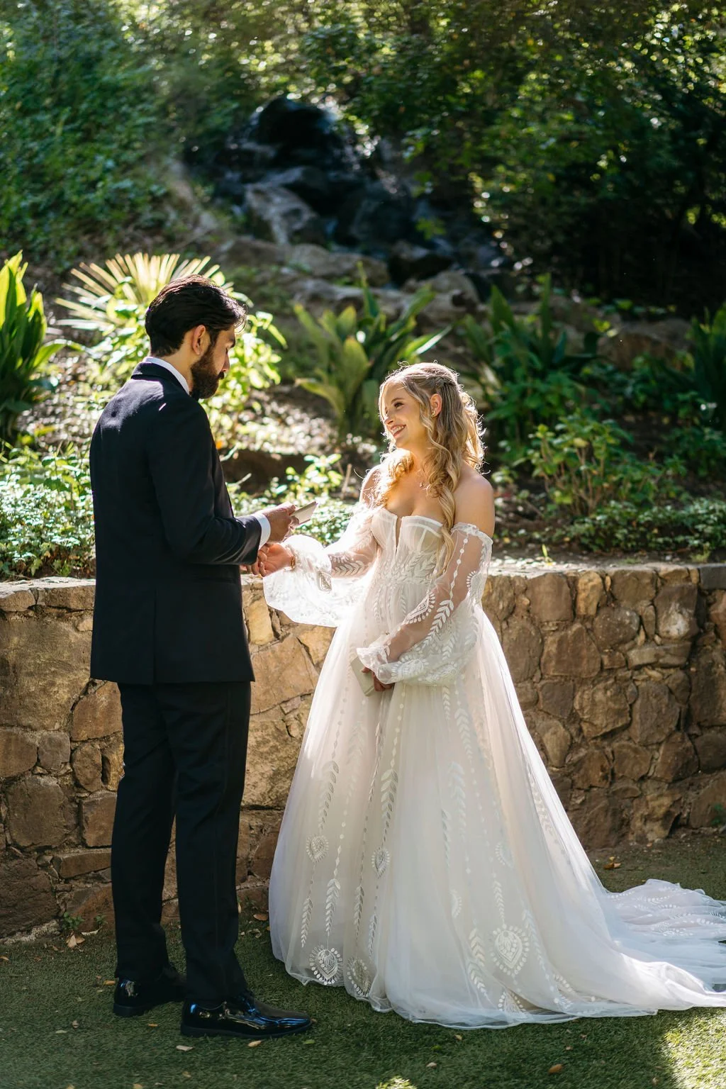 holly_kevin_wed_0156.jpg