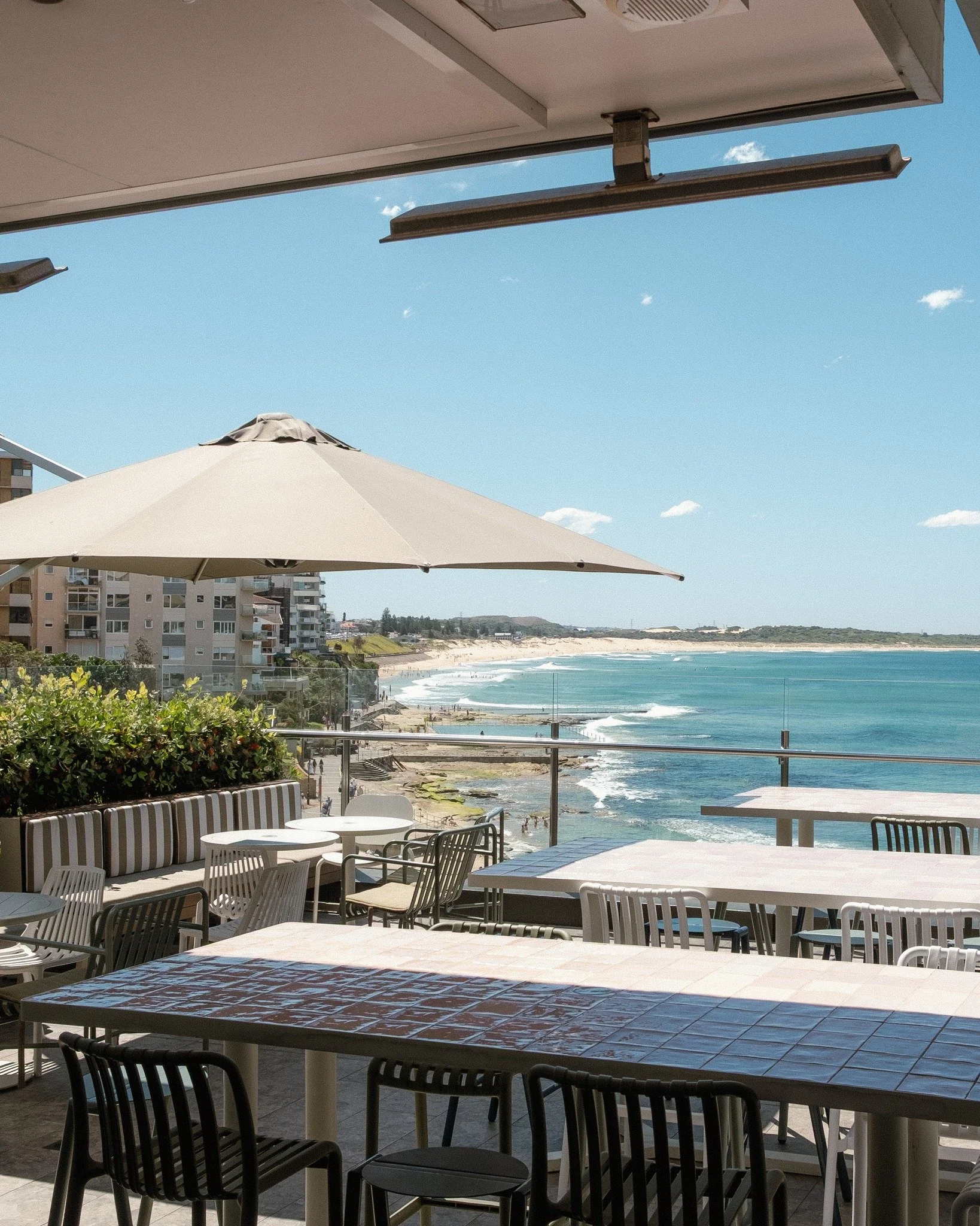 Silly season is officially ON 🎄🍹
Book your table in advance so you don&rsquo;t miss the prime Club spots!