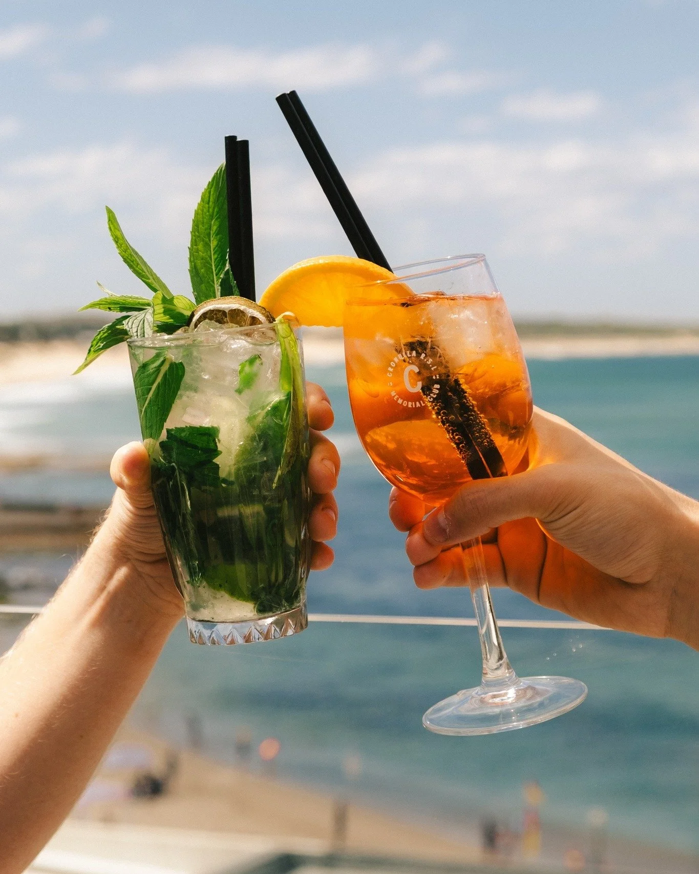Summer afternoons aren&rsquo;t complete without these 🍹✨
Spritzes, mojitos and all your faves are shaking behind the bar.
Grab your spot on the deck! ☀️