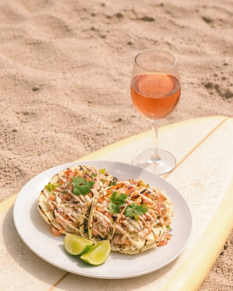 Keep it fresh this week 🌊 
Try Bonfield&rsquo;s Lunch Special - Pico de Gallo Salmon Taco.

Available Monday to Thursday at Bonfield.