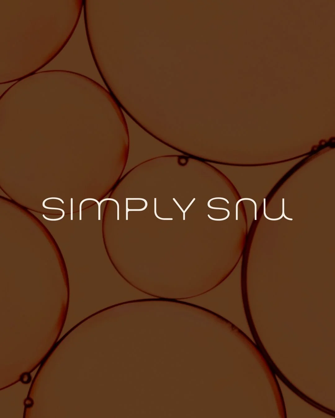Say hello to the new brand identity for Simply Snu. 

Offering a range of hand made, aromatherapeutic products, it&rsquo;s philosophy in rooted in slow living. Simply Snu is built on the belief that the small, daily rituals we give ourselves are not 