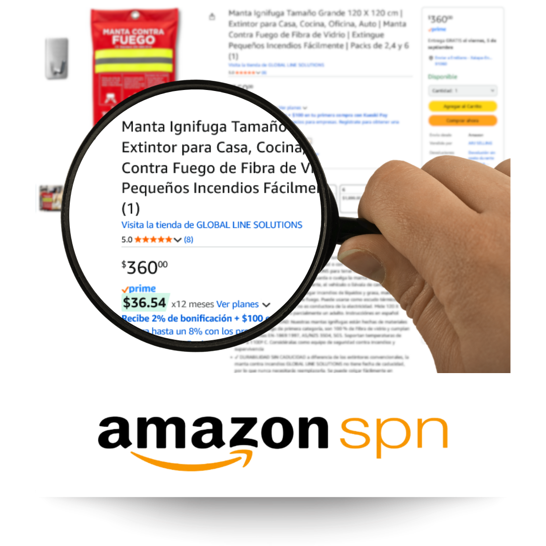 Imagen de una mano sosteniendo una lupa sobre una pantalla de computadora que muestra un producto en Amazon México para un extintor contra incendios. La lupa amplía la descripción del producto y el precio, que es de 360 pesos mexicanos con un precio promocional de 36.54 pesos mensuales.