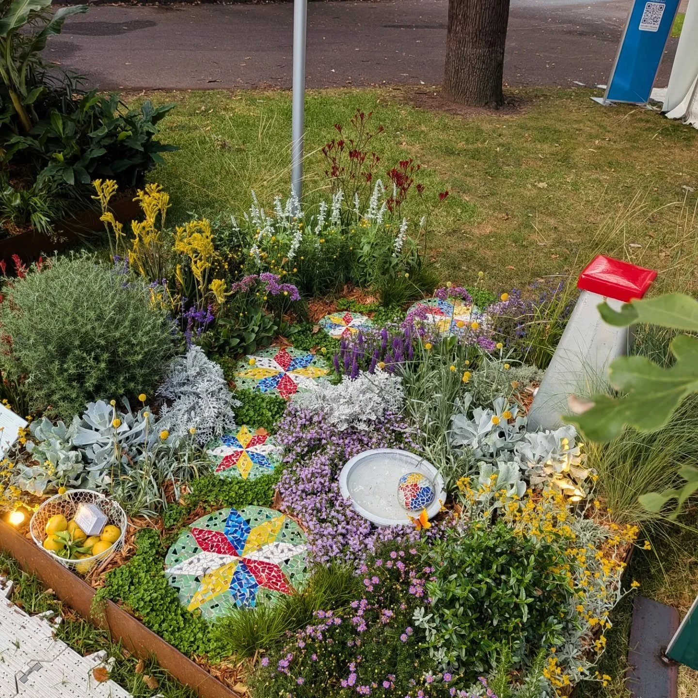 Cracking Border Garden displays @melbflowershow this year! 💥🌿

Plenty of inspiration for the home garden. Lots of creativity in the design and use of plants. Congratulations to all contestants 

#melbflowershow #gardening #gardendisplay