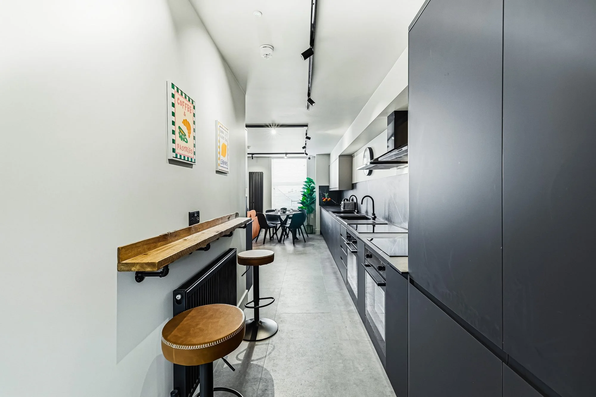 the-lofts-kitchen-breakfast-bar.jpg