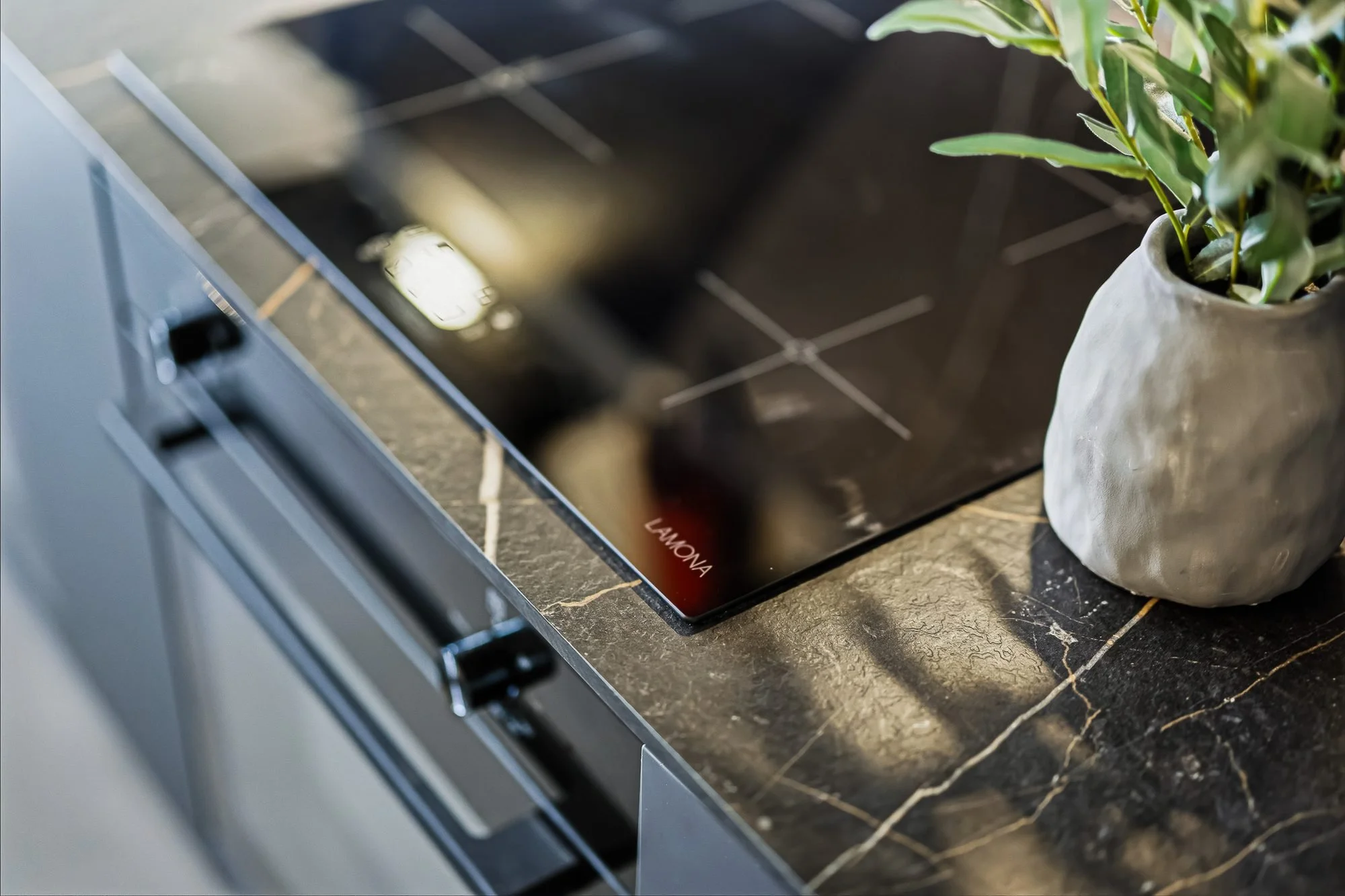 the-lofts-kitchen-induction-hob.jpg