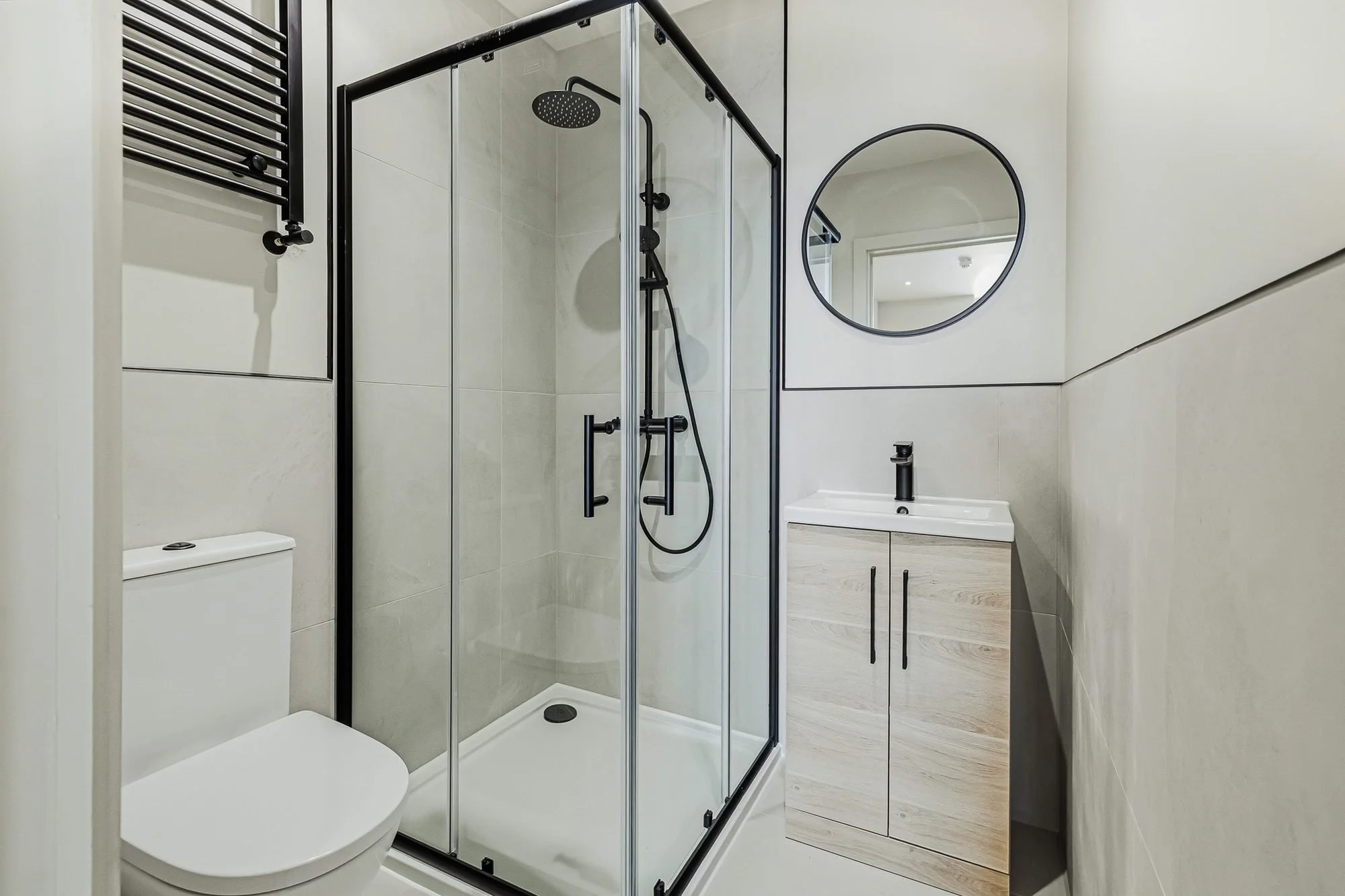 the-lofts-private-ensuite-bathroom.jpg