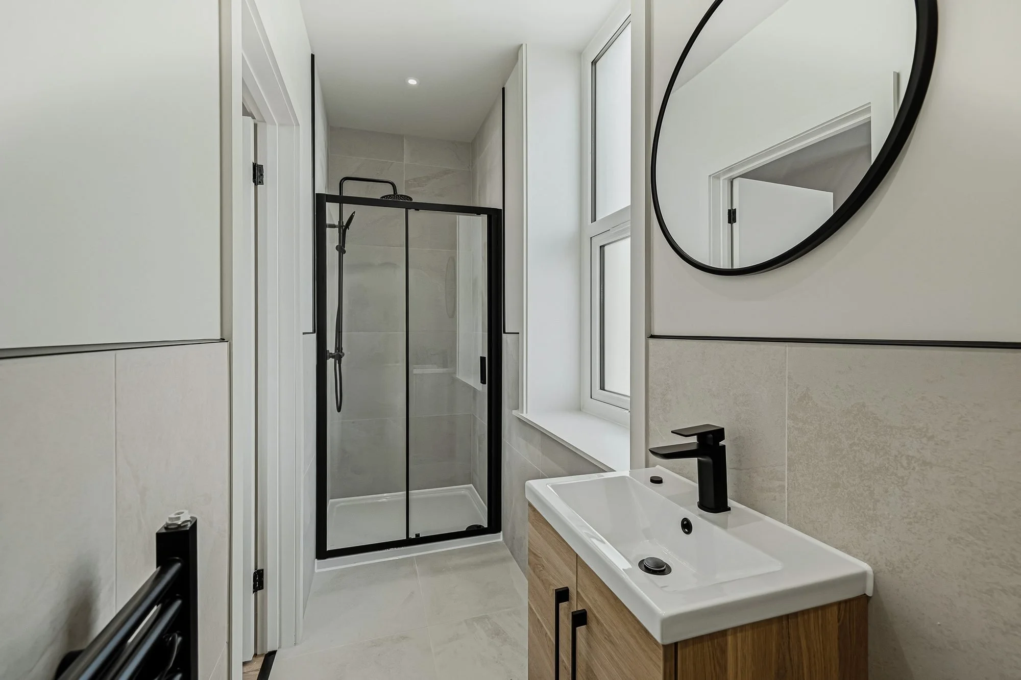 the-lofts-ensuite-shower-basin.jpg