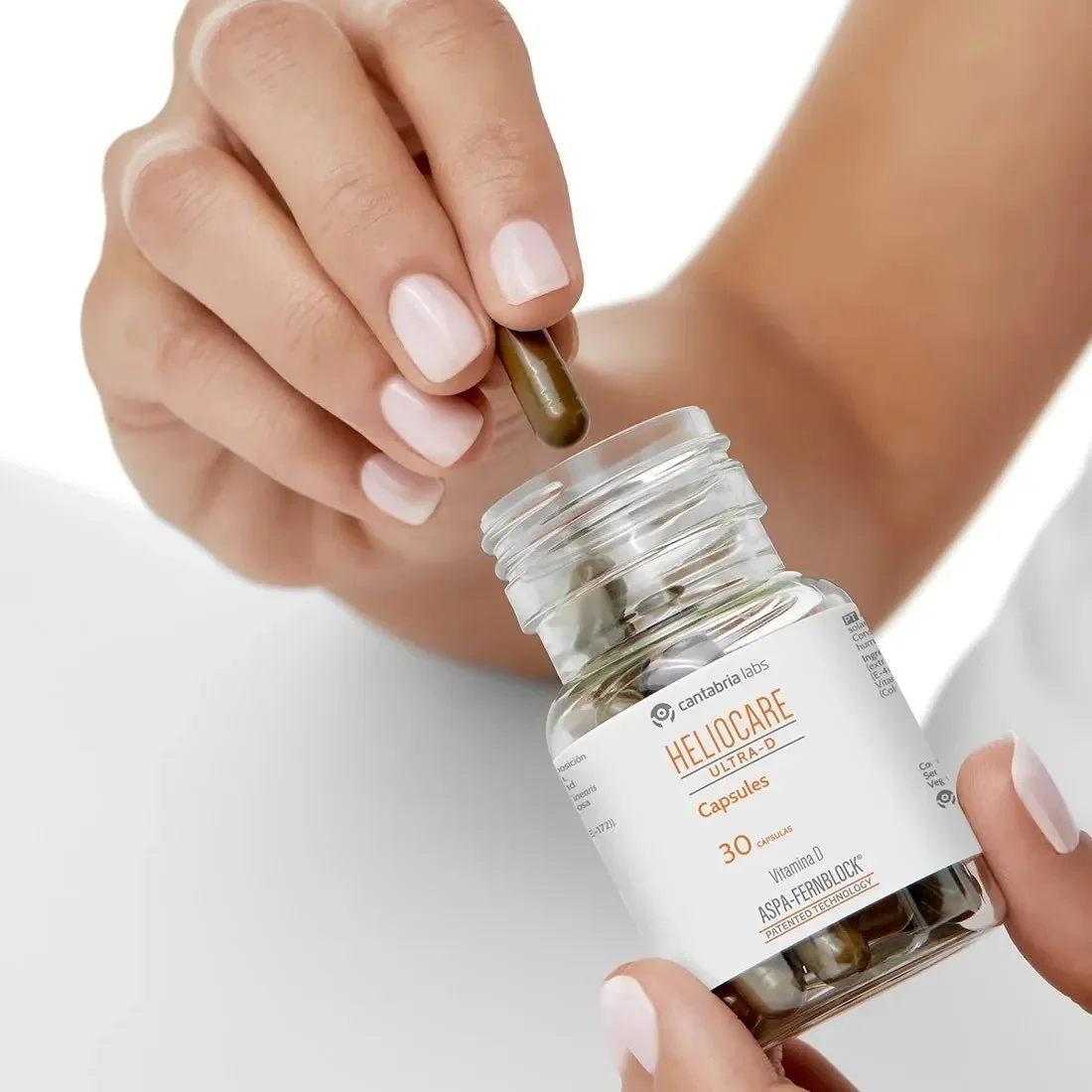 Heliocare Ultra D one month capsule supply