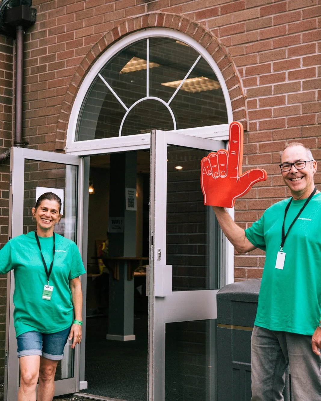 It's a Friday Festival Photodump!

Here's a collection of some of the amazing servers caught on camera over the Festival weekend. Show your appreciation in the comments 🥰

#catalystfestival24