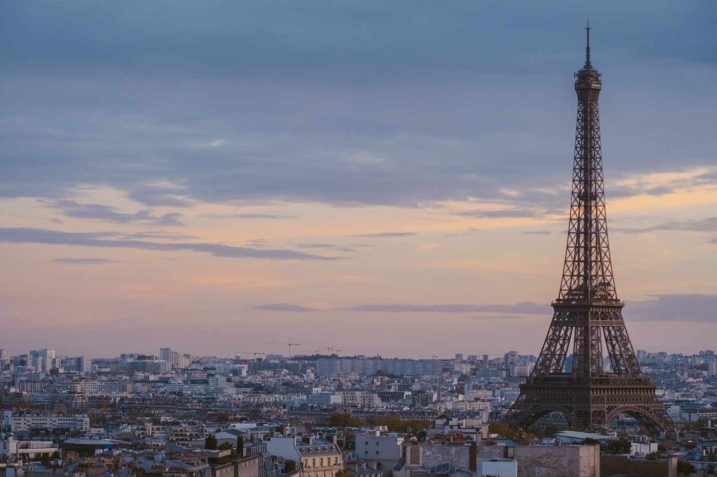 Paris is beautiful.
I live here, and somehow I still forget.

📍 Paris, November 2025
📸 Fujifilm X-T5

#visitparis #francetravel #parisphotospots #parisviewpoint #sunsetparis #eiffeltowerview #travelphotography #fujifilm #xt5