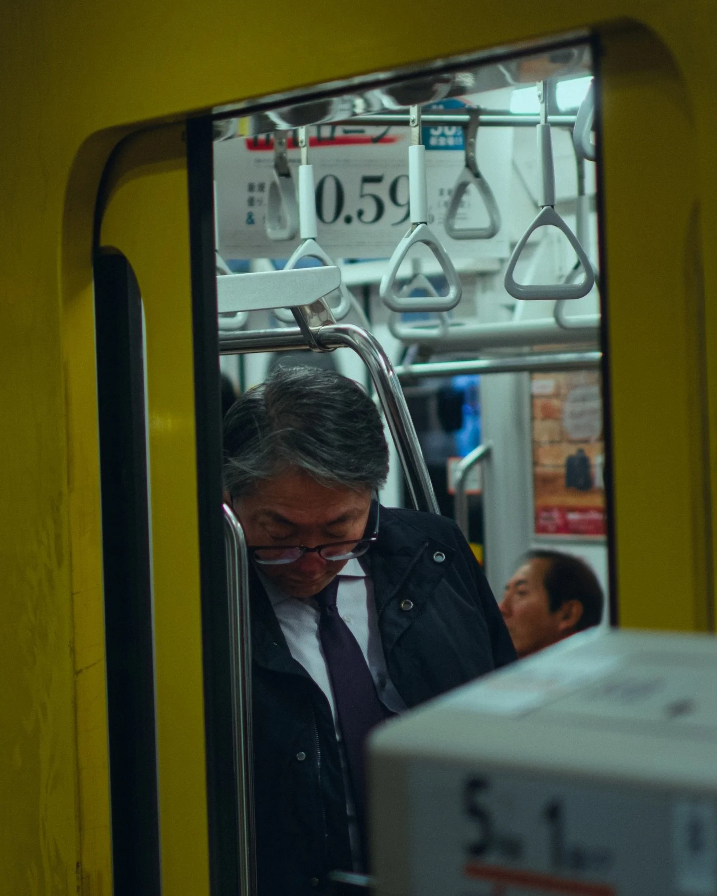 Tokyo stations. Not the city, not the destination. Just the in between.

📍 Tokyo, Japan, December 2025
📸 Fujifilm X-T5 and X-Pro3

#fujifilm_xseries  #tokyostreetphotography #liminalspace #urbanphotography #fujiframez