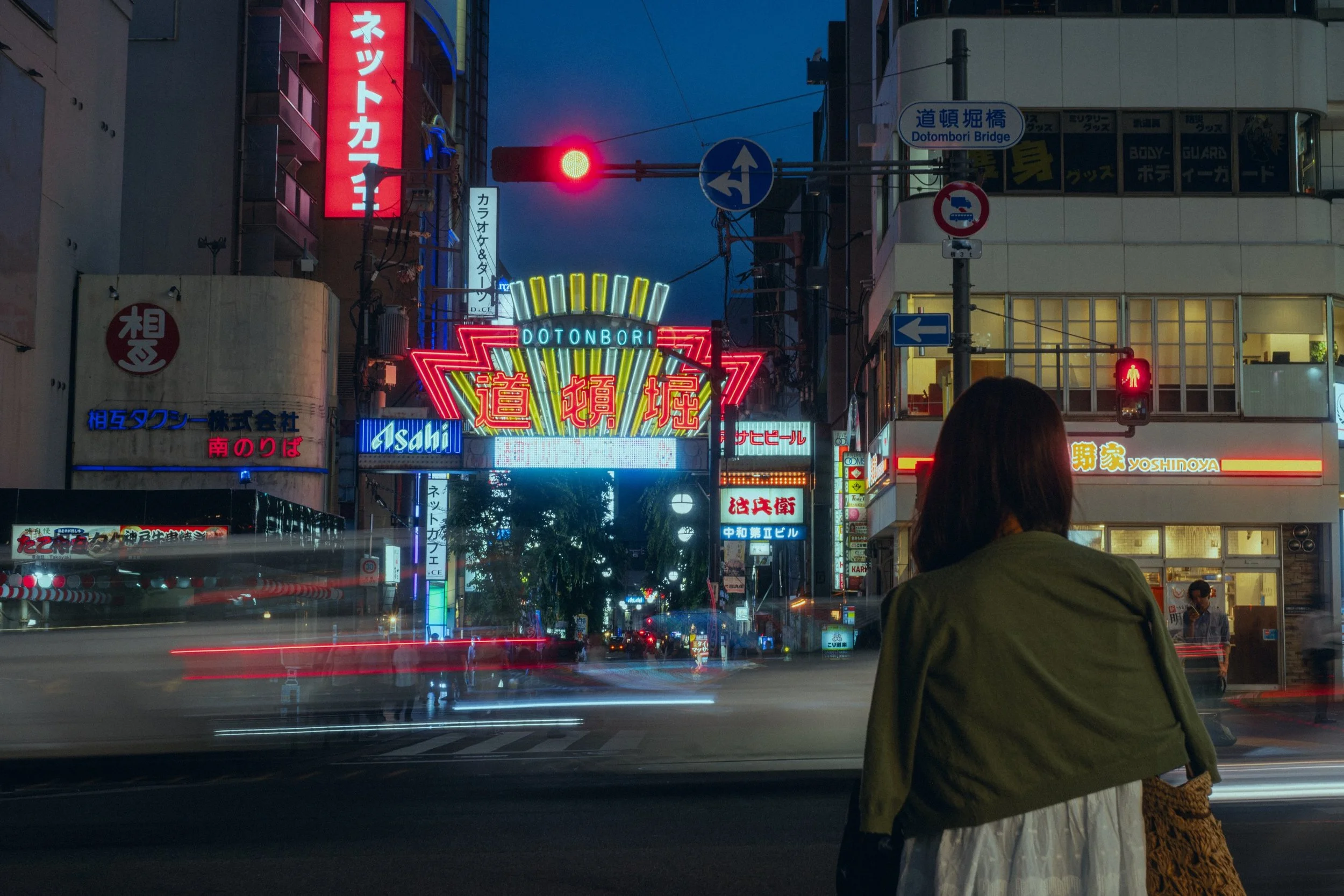Osaka, after dark.

📍 Osaka, Japan, May 2026
📸 Fujifilm X-T5

#osaka #dotonbori #nightphotography #streetphotography #fujifilmxseries