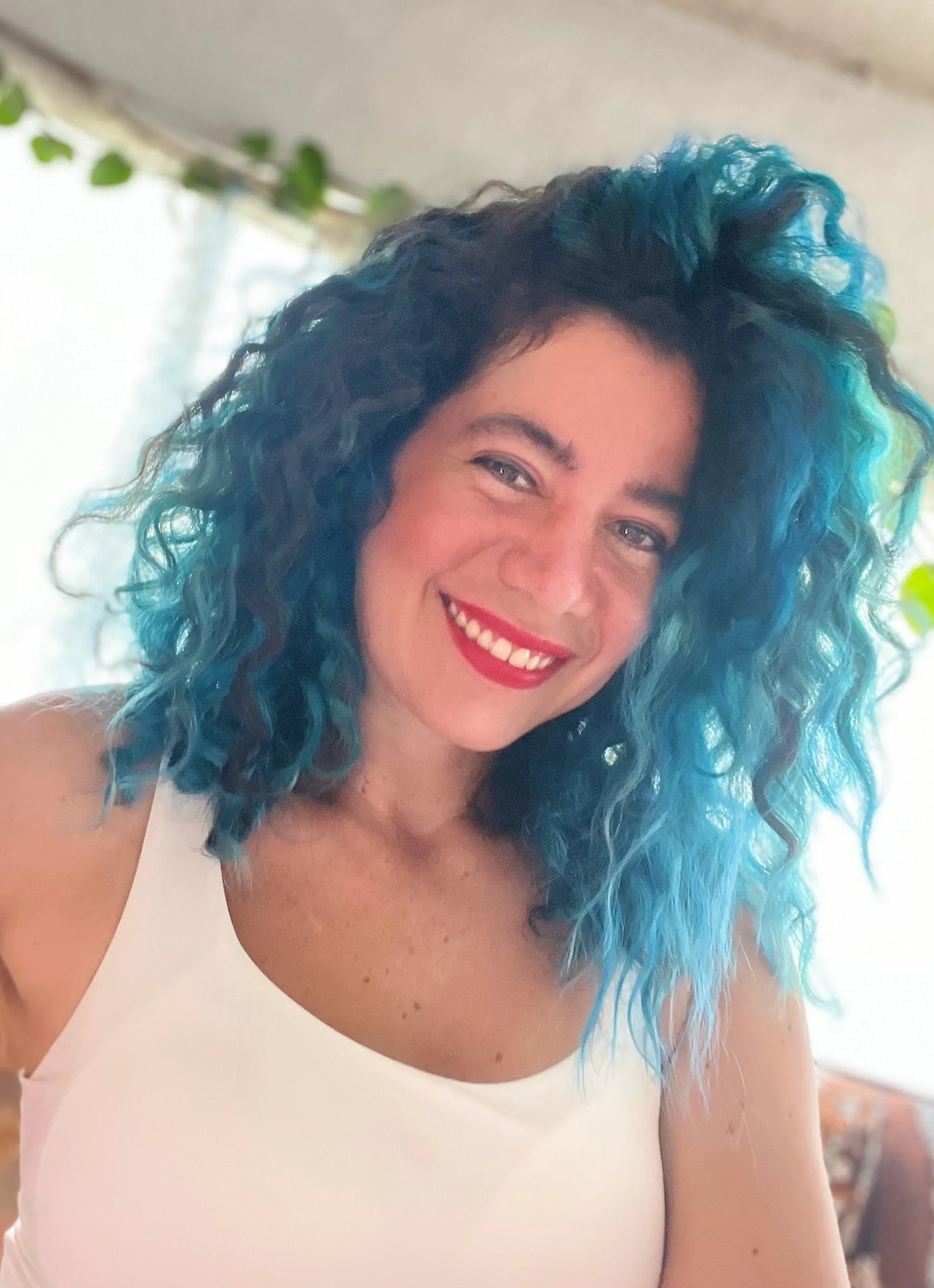 CHOREOGRAPHER DANCE TEACHER SOFIA DANCEGLOBALLY online classes Book Dance classes