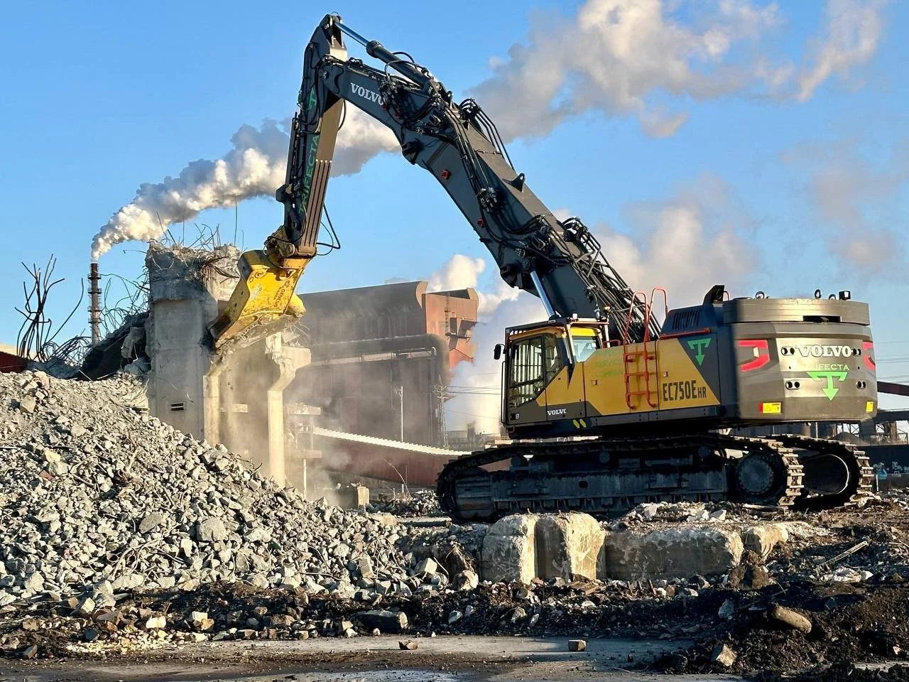 Use This List to Vet a Demolition Contractor for Industrial Facility Work