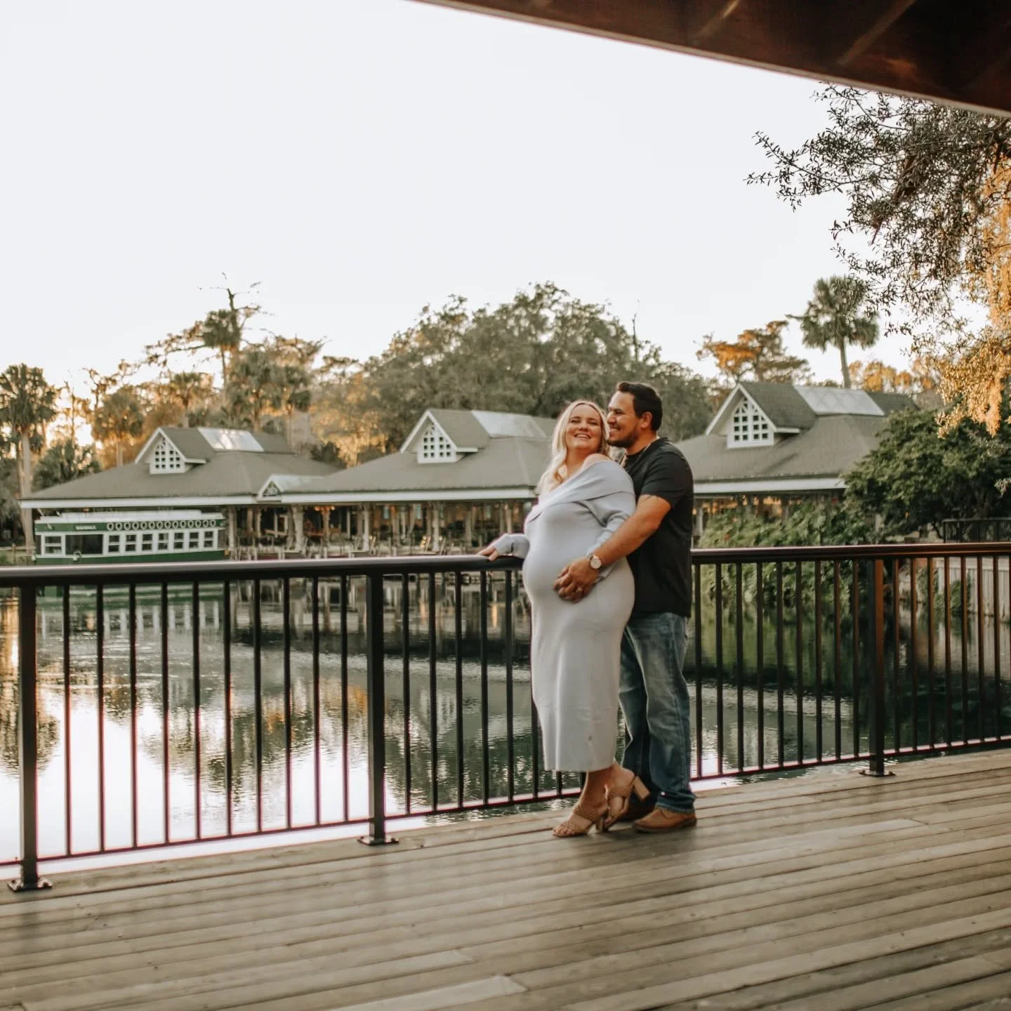 we love a belly bump here ❤️🍼💙

#ocalamaternityphotographer #OcalaFlorida
#ocalafl #OcalaFLPhotographer #OcalaPhotographer #MaternityPhotography #ocala
