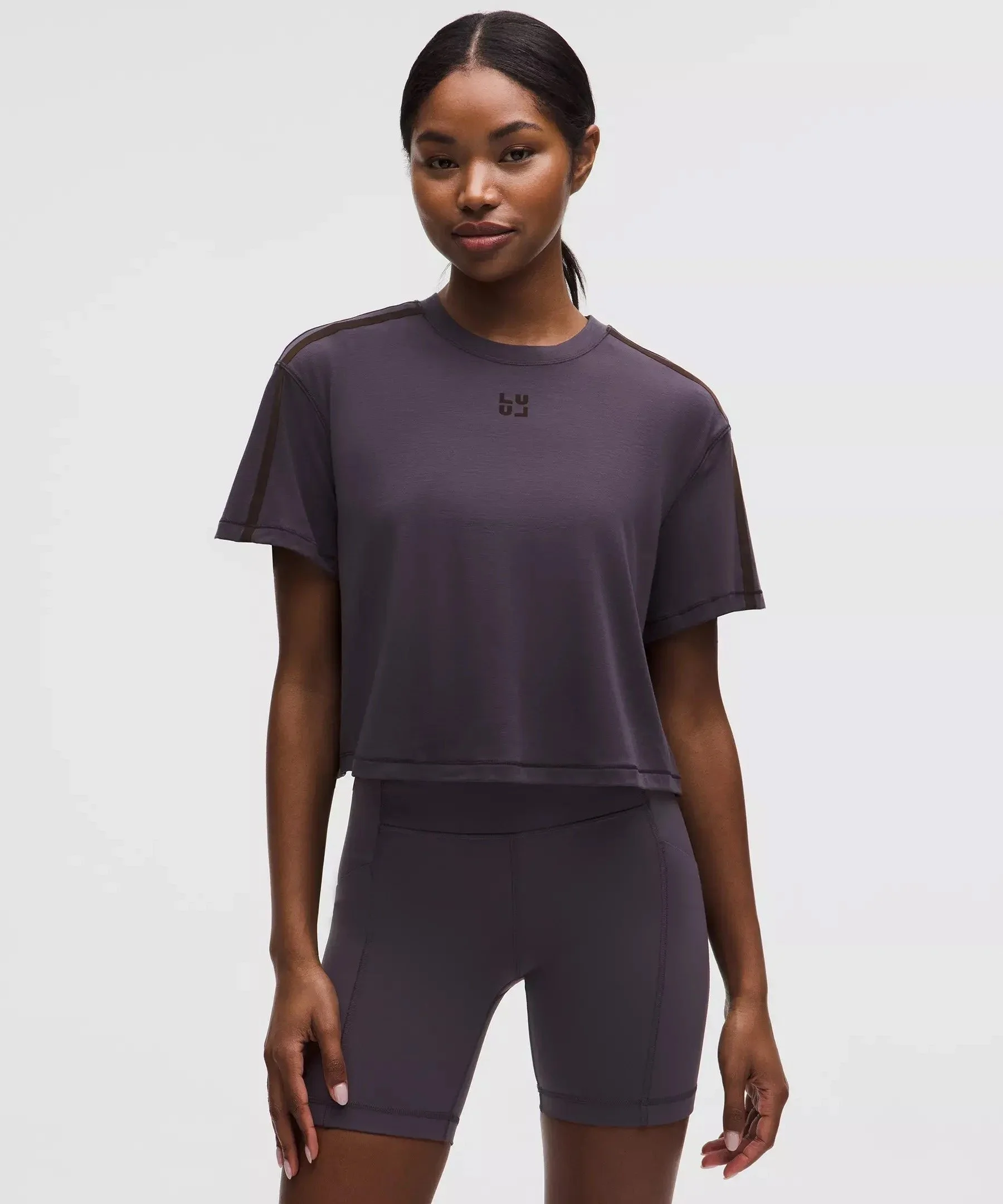 lululemon Jersey Training Cropped Shirt in Atmospheric Purple/Nightmoth