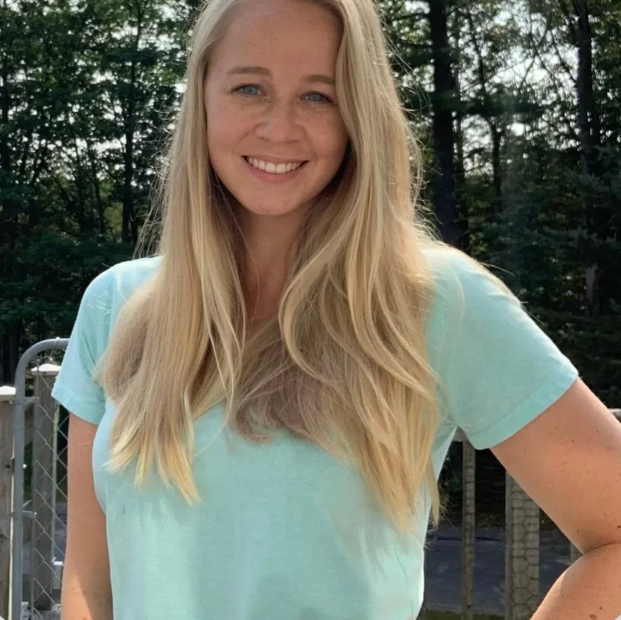 We&rsquo;re so excited to share this month&rsquo;s Instructor Spotlight featuring Karen - such a loved part of the Zen community.💛

From teaching Pilates and kids yoga classes to helping behind the scenes at the studio, Karen brings such a warm, pla