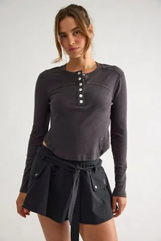 FP COOL DOWN CREW SOLID in Black