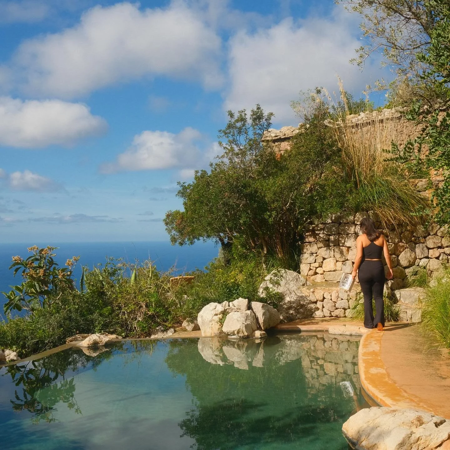 Closing our final retreat of 2025 in the magical Mallorca mountains. ❤️&zwj;🔥

Grateful to all the women who joined us at &lsquo;Let Love In&rsquo; and shared their presence, energy and hearts within the space we created together. There are so many 