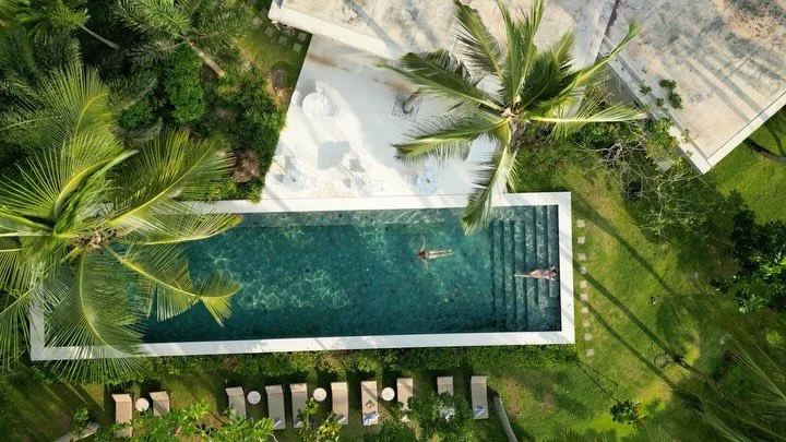 Slower, softer days await us at our sanctuary in @kurulubay 🌴

We&rsquo;re so looking forward to beginning 2026 with everyone who felt the pull to join us in the tropics at Alchemy Of Being this coming January.

Surrounded by Sri Lanka&rsquo;s rich 
