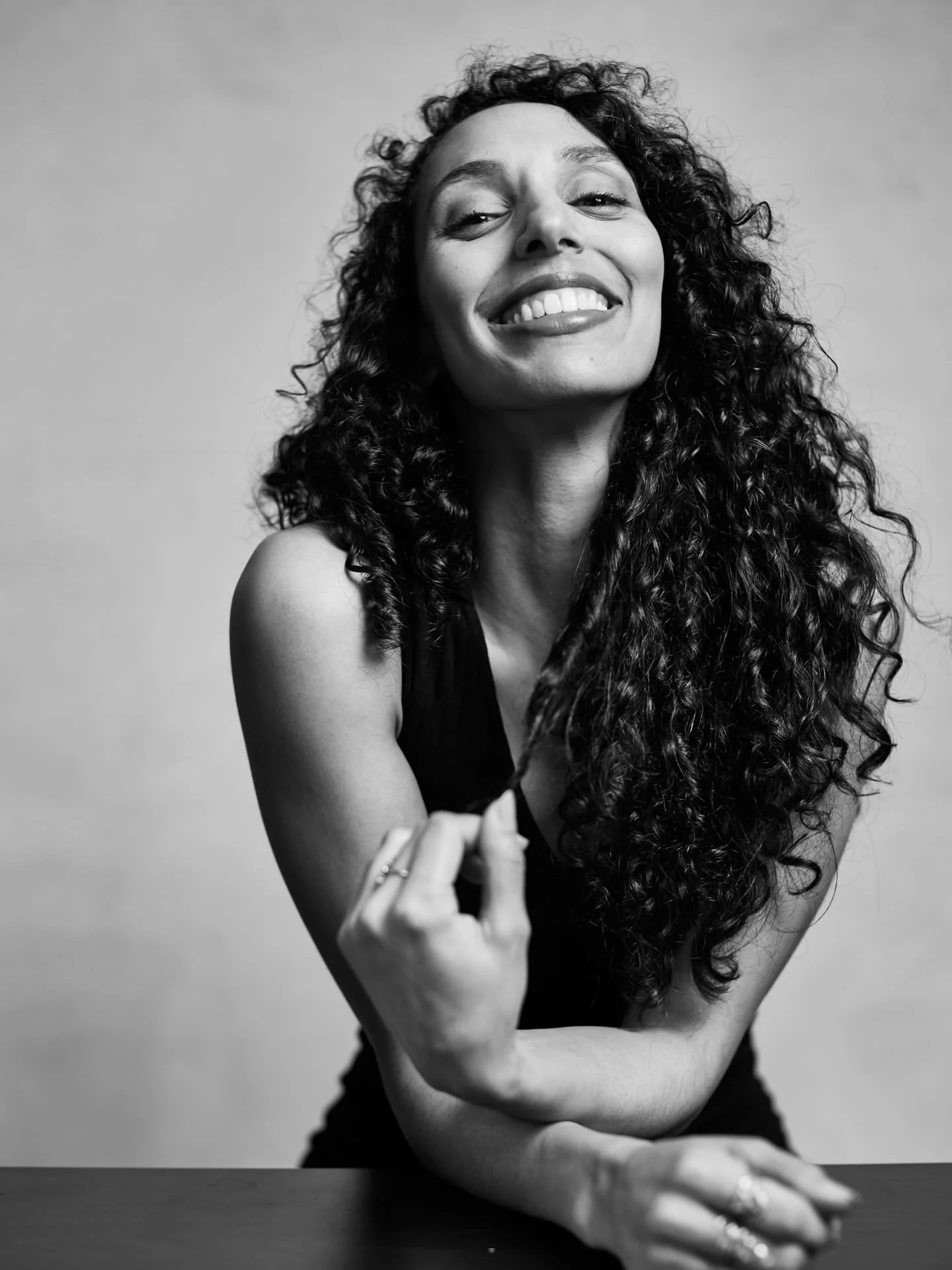 Meet Sabi ✨

@sabi.kerr is a self-love &amp; empowerment coach, somatic facilitator and embodied movement teacher who guides people on a journey back to self-love so you can thrive in your bodies, relationships, work and beyond.

A multi-trained faci