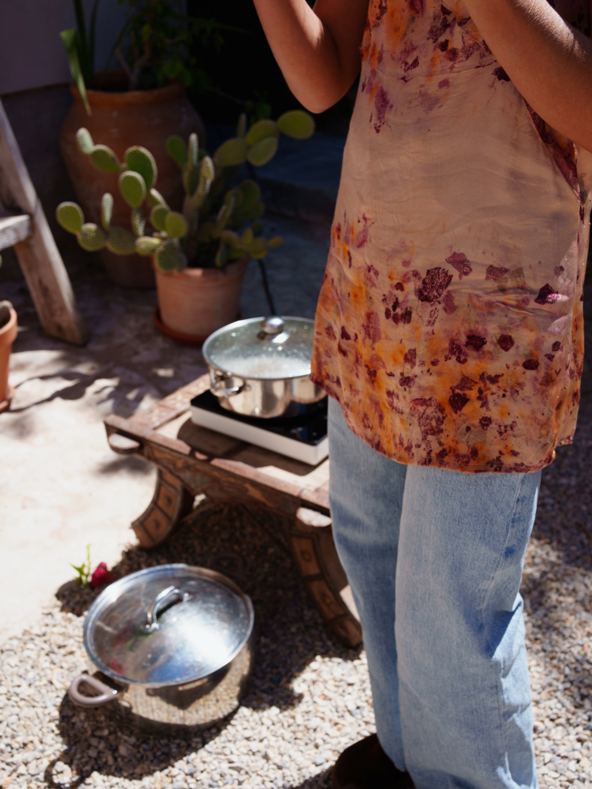 Our connection to nature is woven into every space we create - and our workshop with @casafiguera at our Mallorca retreat was a beautiful reminder of this.

The most grounding afternoon to tune into the wisdom of the land, to attune to the season we 
