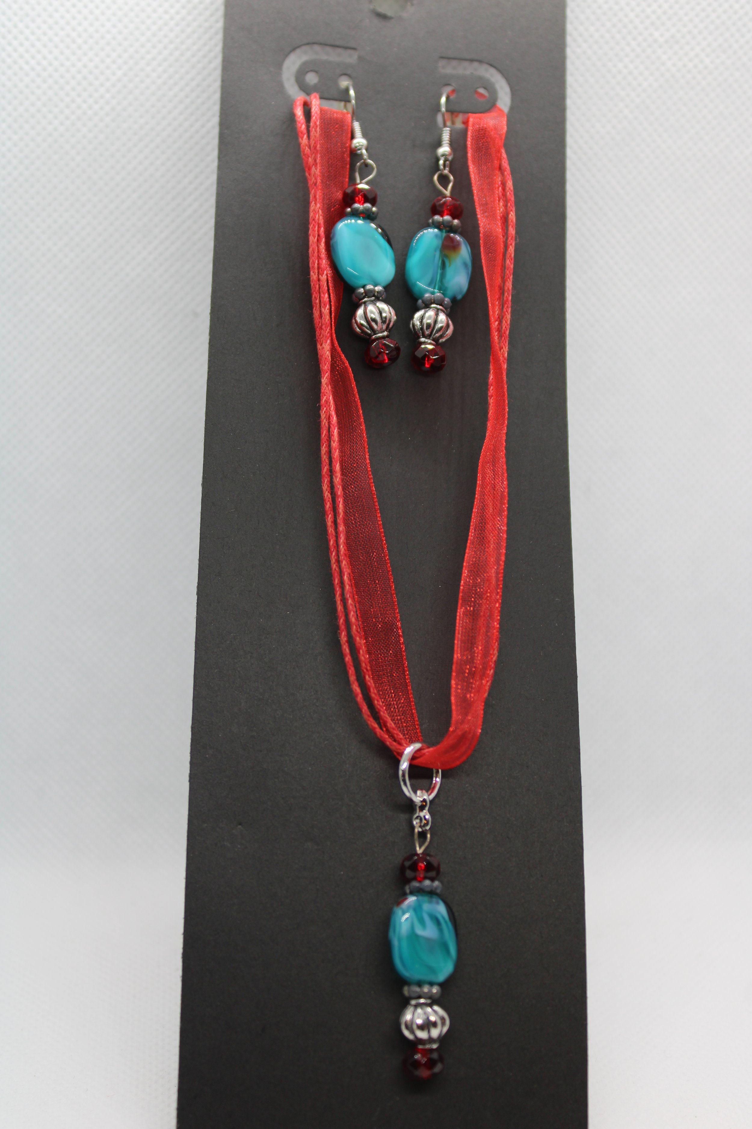 Teal & Red Earring & Necklace Set