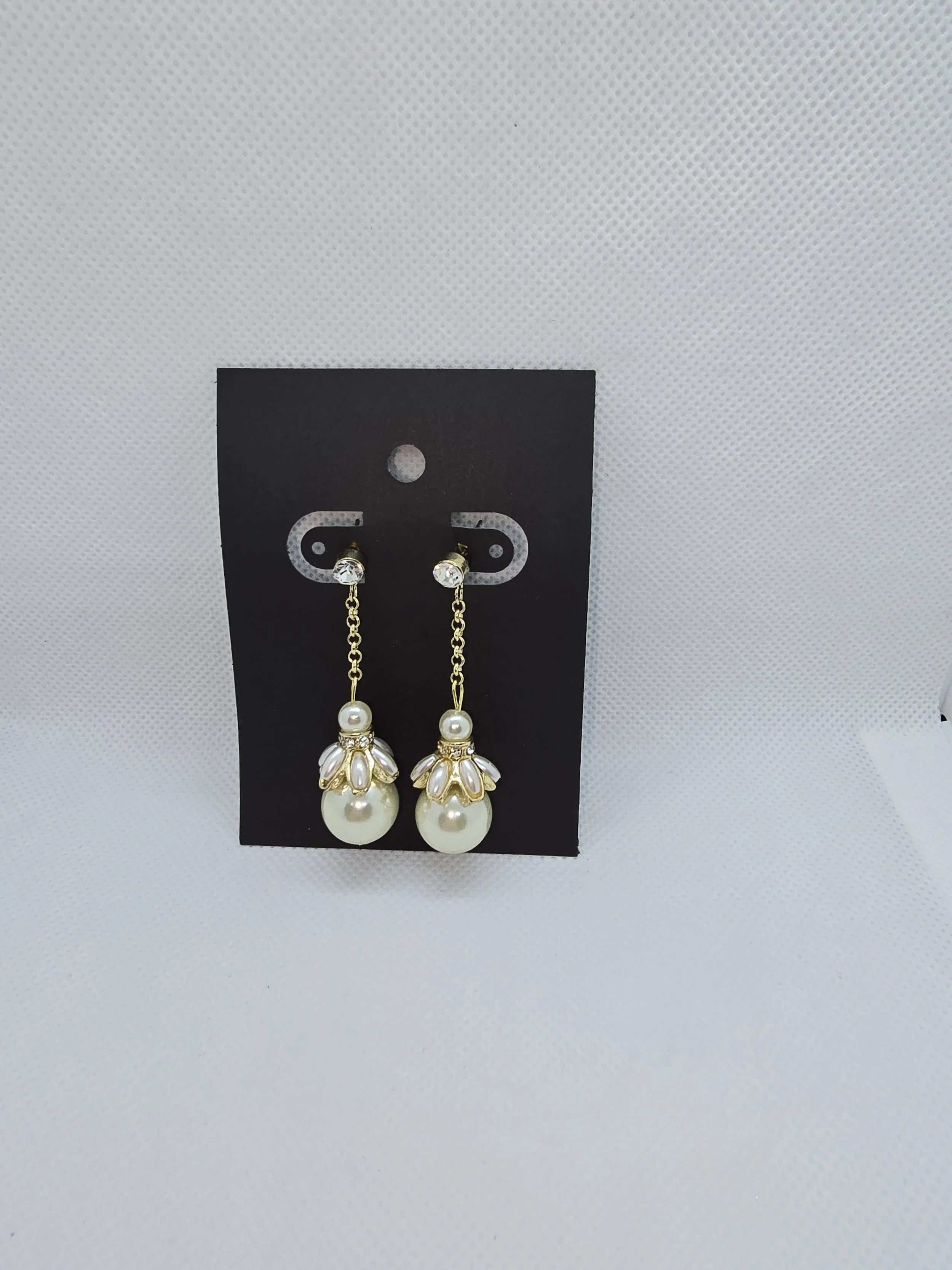 Gold & Pearl Hanging Earring