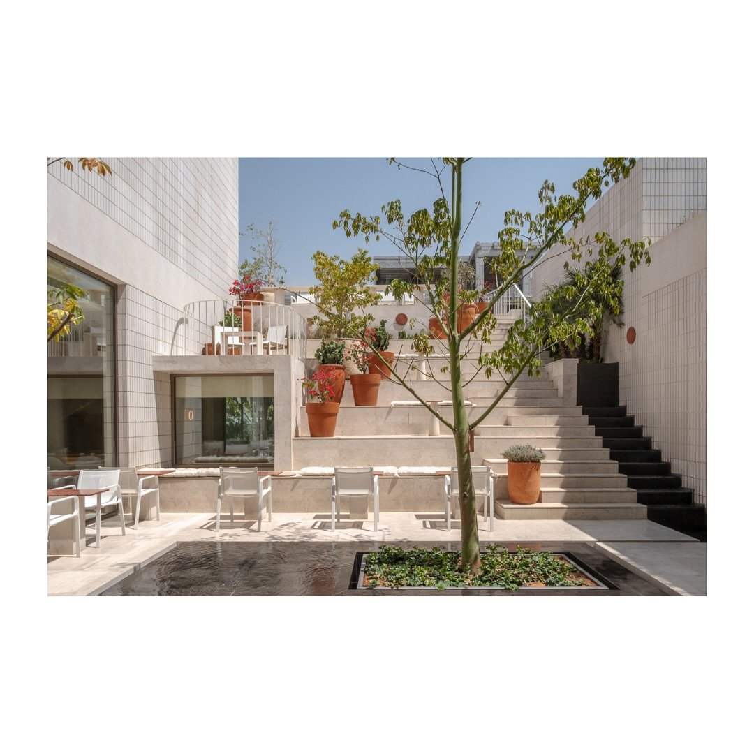 Ashjar Caf&eacute; &bull; Riyadh

Architecture | @aa.d.studio
Photography | @aylulstudio
Location | @ashjarcafe 

.
#riyadh #riyadhphotographer #interiorphotographer #architecturephotography #interiors #dubaidesign #dubaiphotographer #fujifilm #break