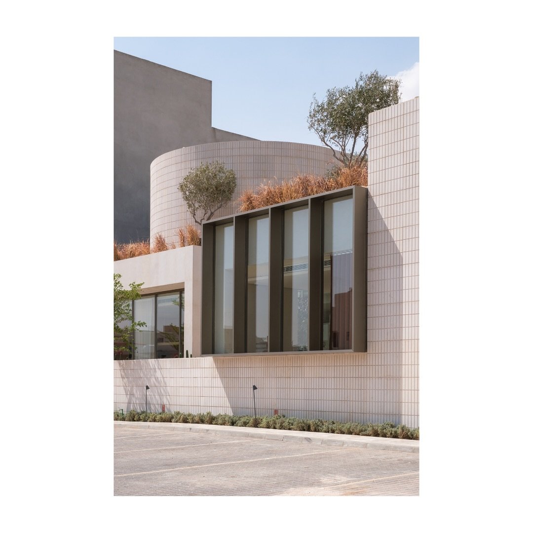 Ashjar Caf&eacute; &bull; Riyadh

Architecture | @aa.d.studio
Photography | @aylulstudio
Location | @ashjarcafe 

.
#riyadh #riyadhphotographer #interiorphotographer #architecturephotography #interiors #dubaidesign #dubaiphotographer #fujifilm #break