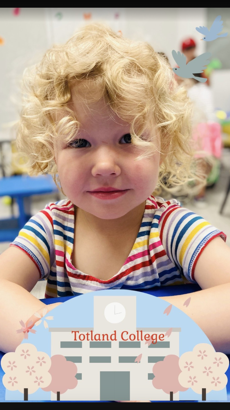 Image Gallery - Totland teachers and students