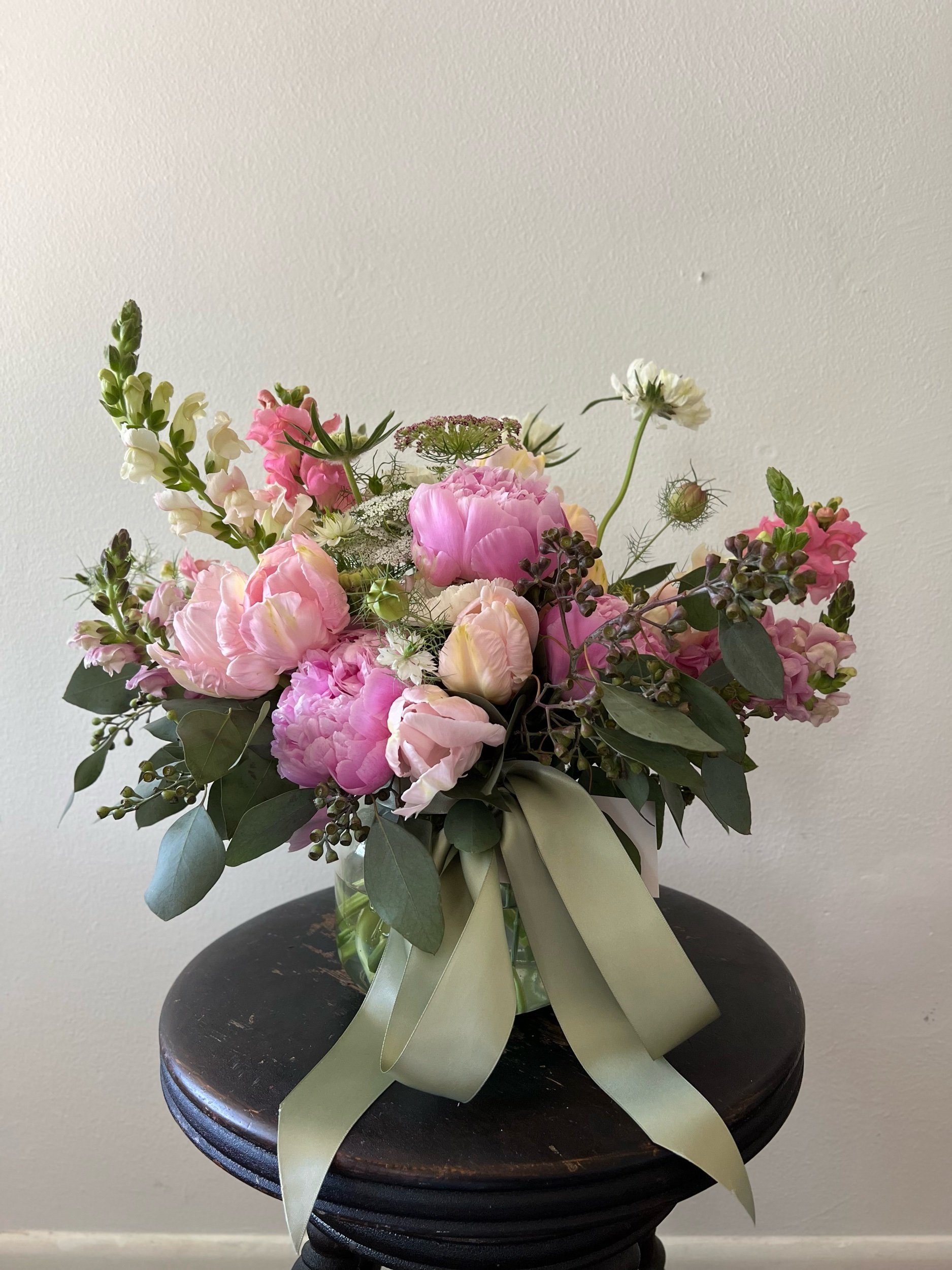 Seasonal Garden Arrangement (Large)