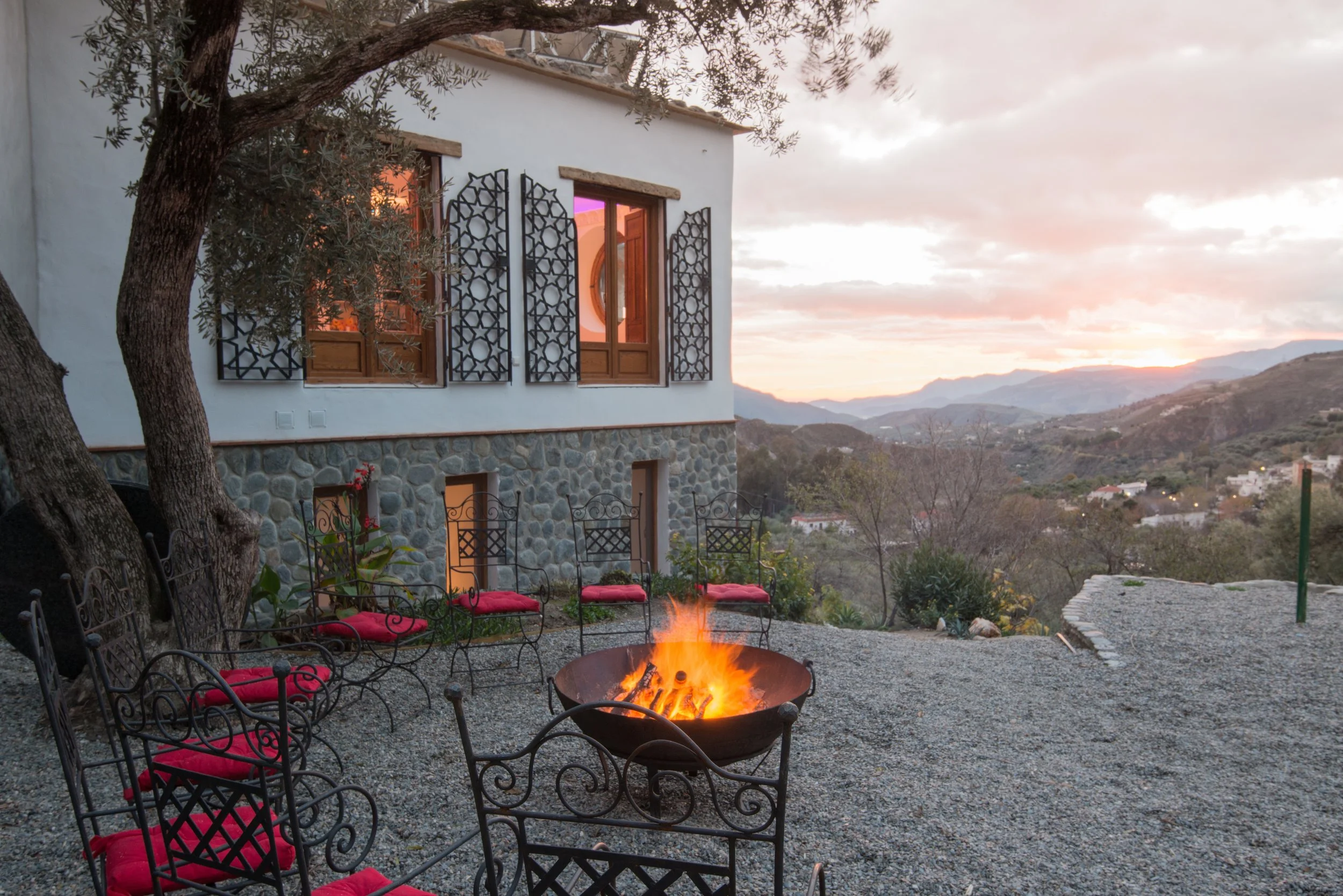 fire pit with mountain view