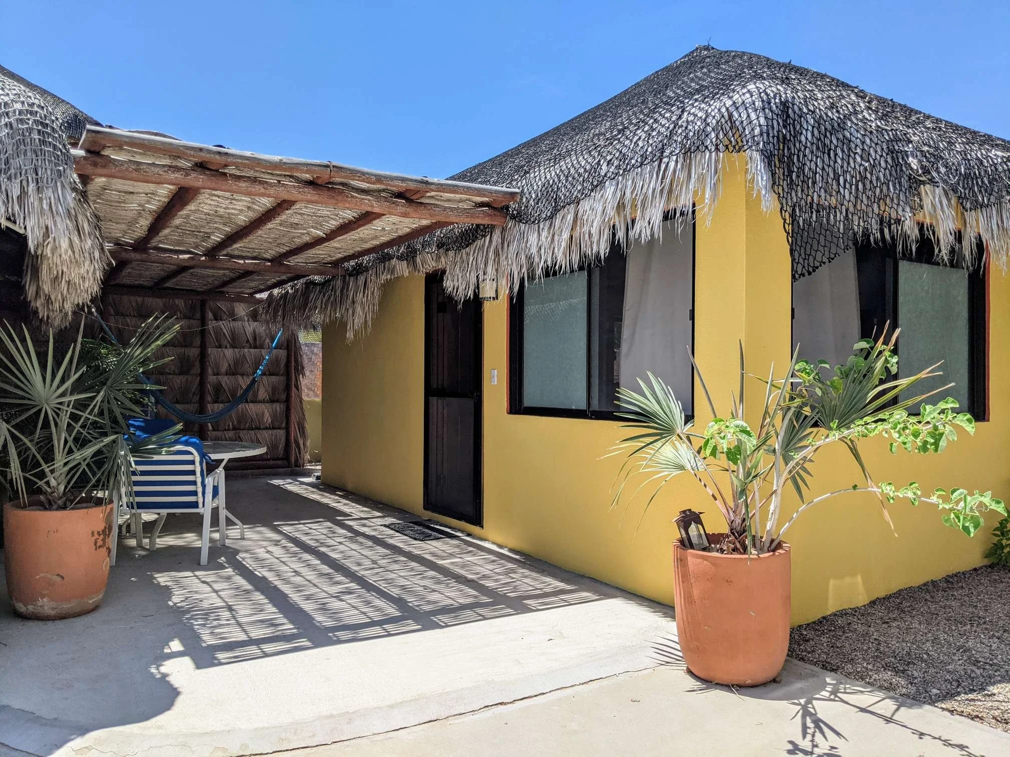 centrally located bungalow with A/C in Cabo Pulmo