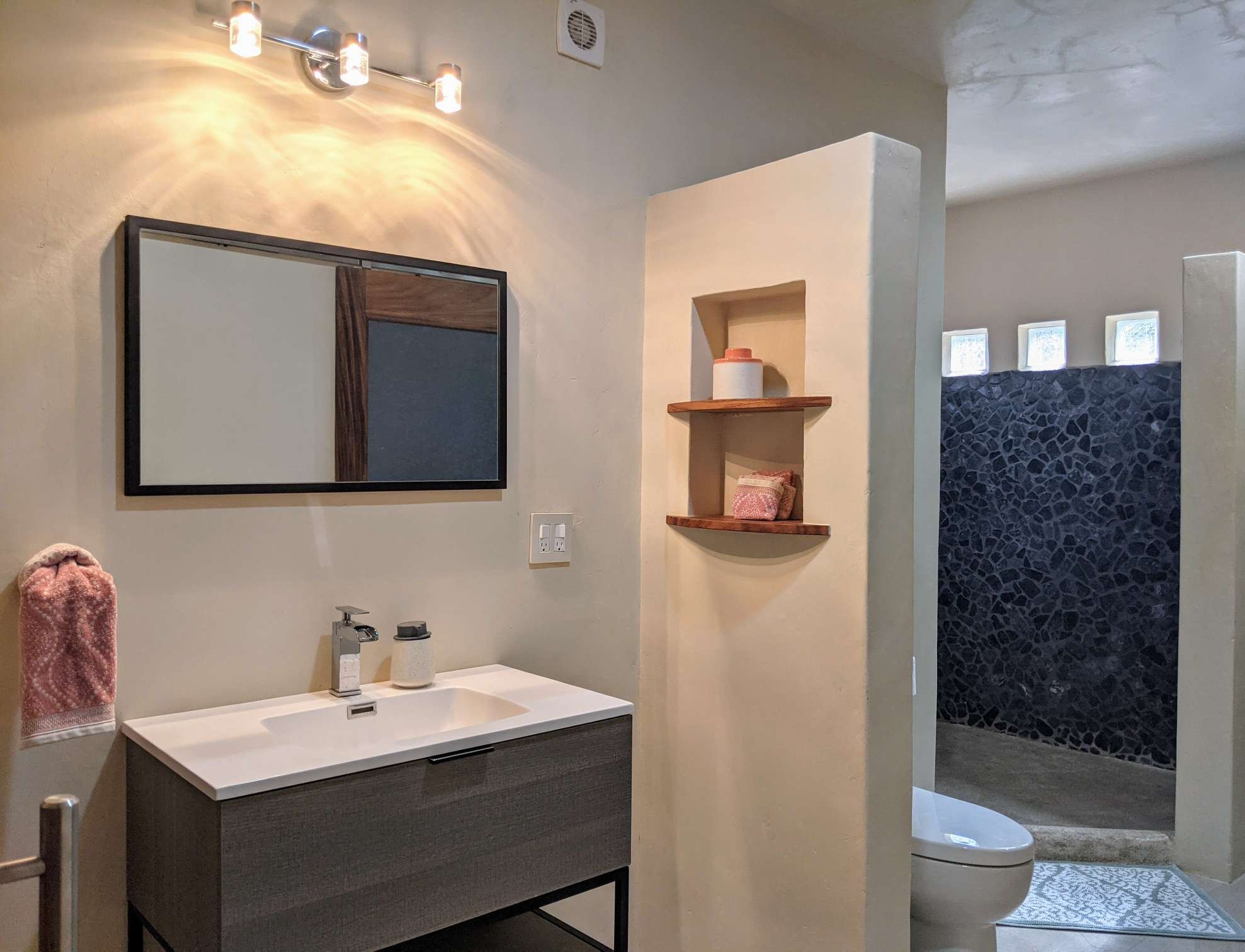 Bathroom DP.jpg