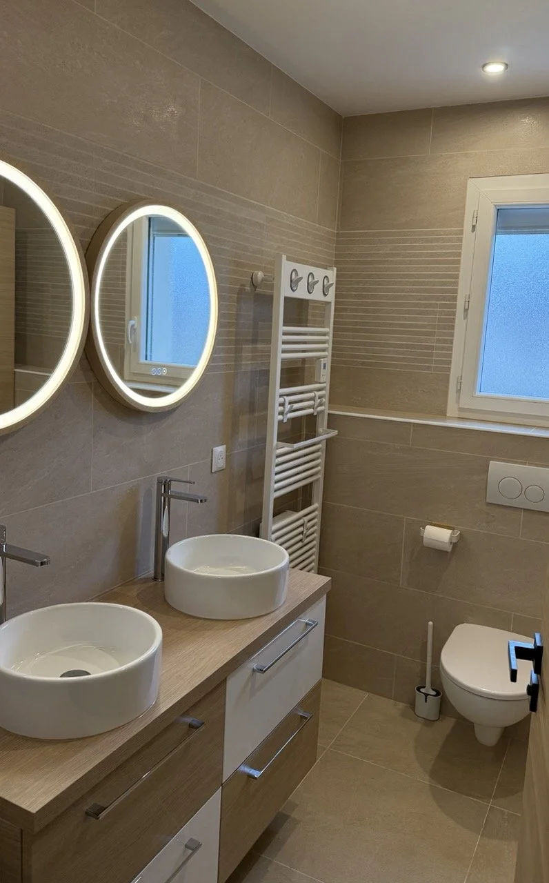 Vue finale salle de bain rénovée par GTI PRO à Meaux