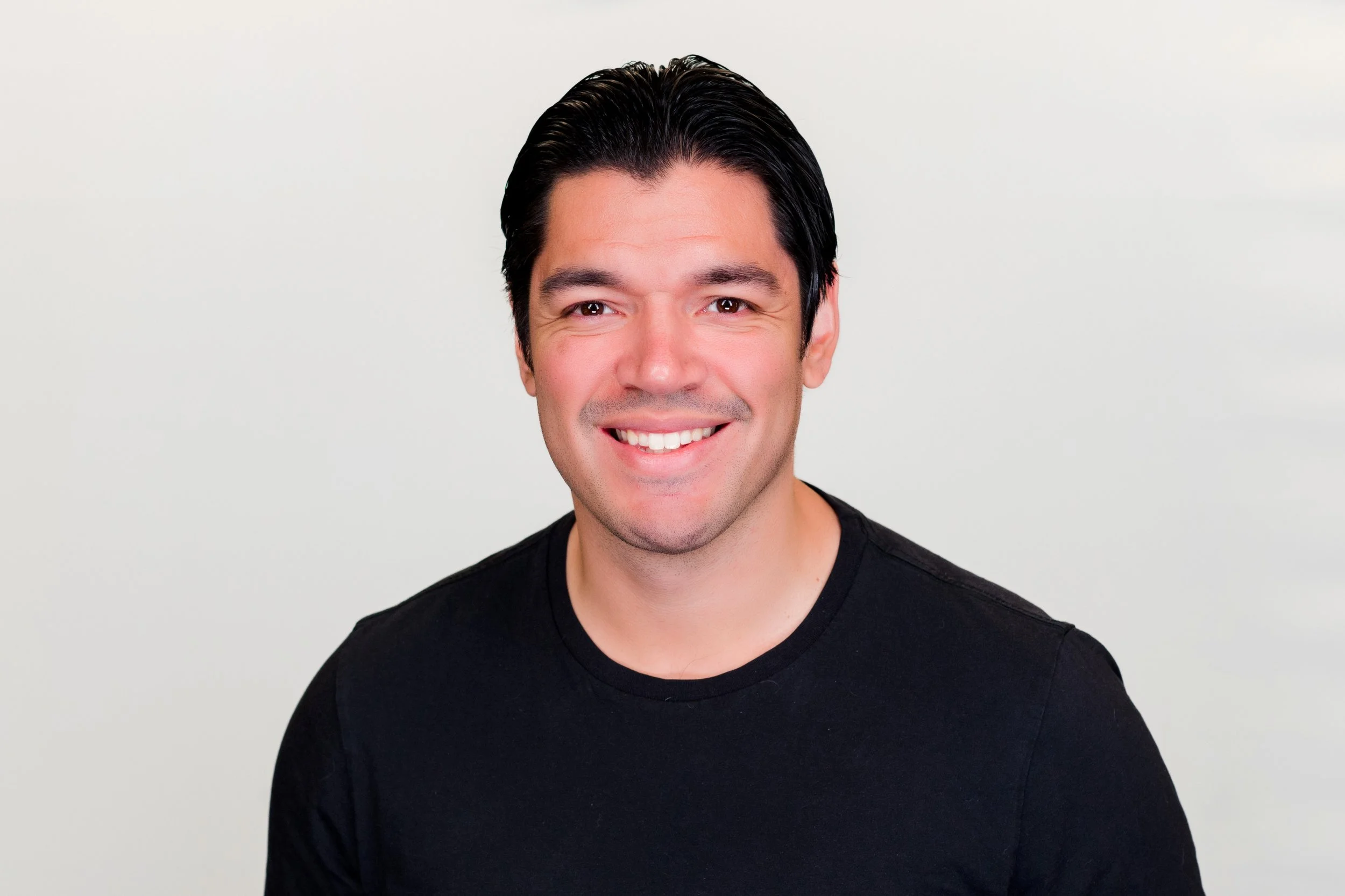 Danny Navarro Headshot (1).jpeg