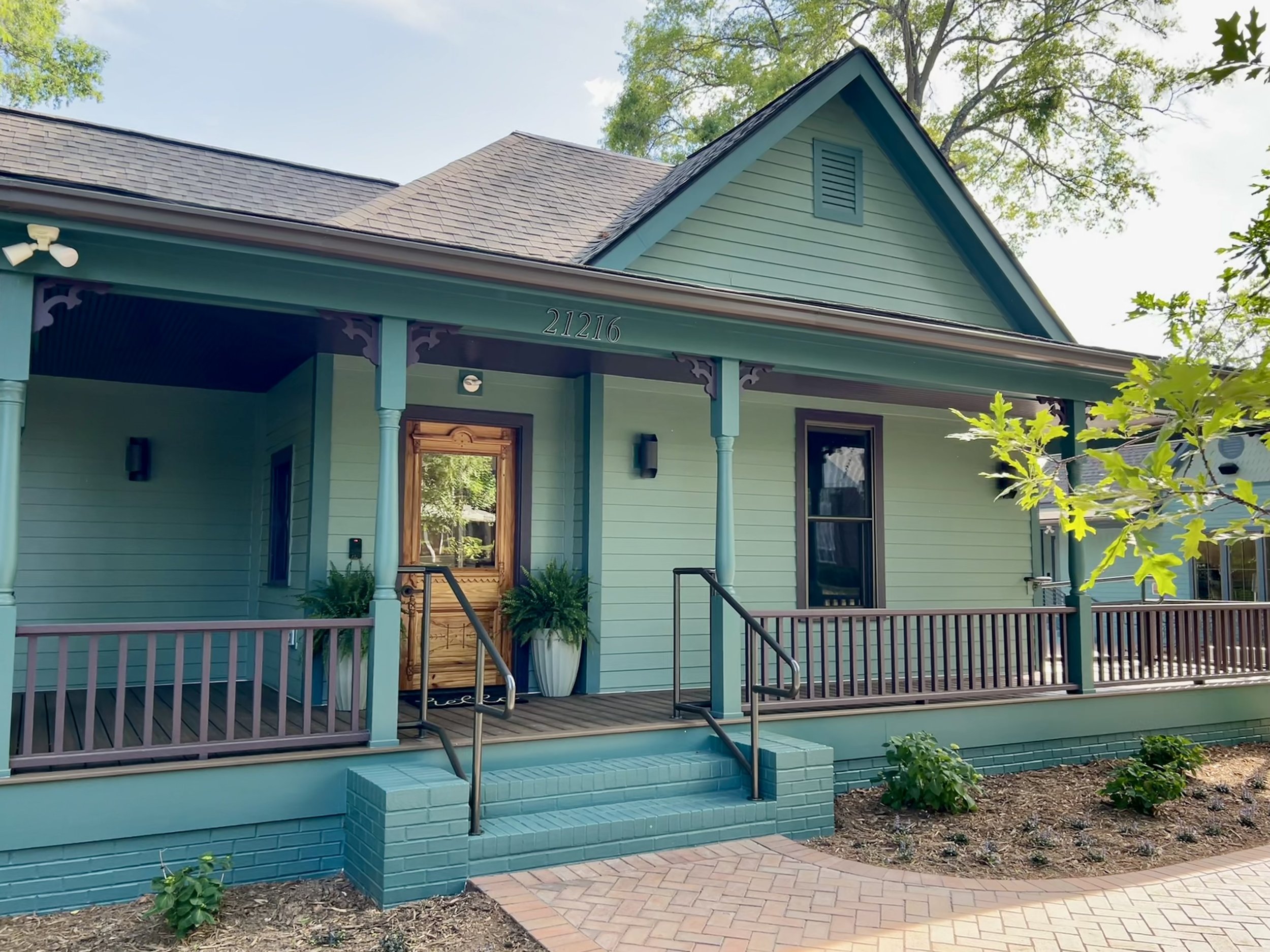 Photo’s of The Perry Goodrum house courtesy of the Cain Center