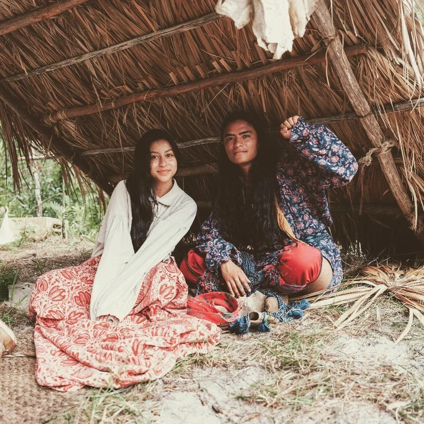 Actors @evangelinakisaofficial and @haatepah as Morning Dew and Osceola. While there is a lot of action in this film it is also beautiful to see their relationship and the intimate moments they share together. 
&bull;
#unconqueredfilm #love #film #co