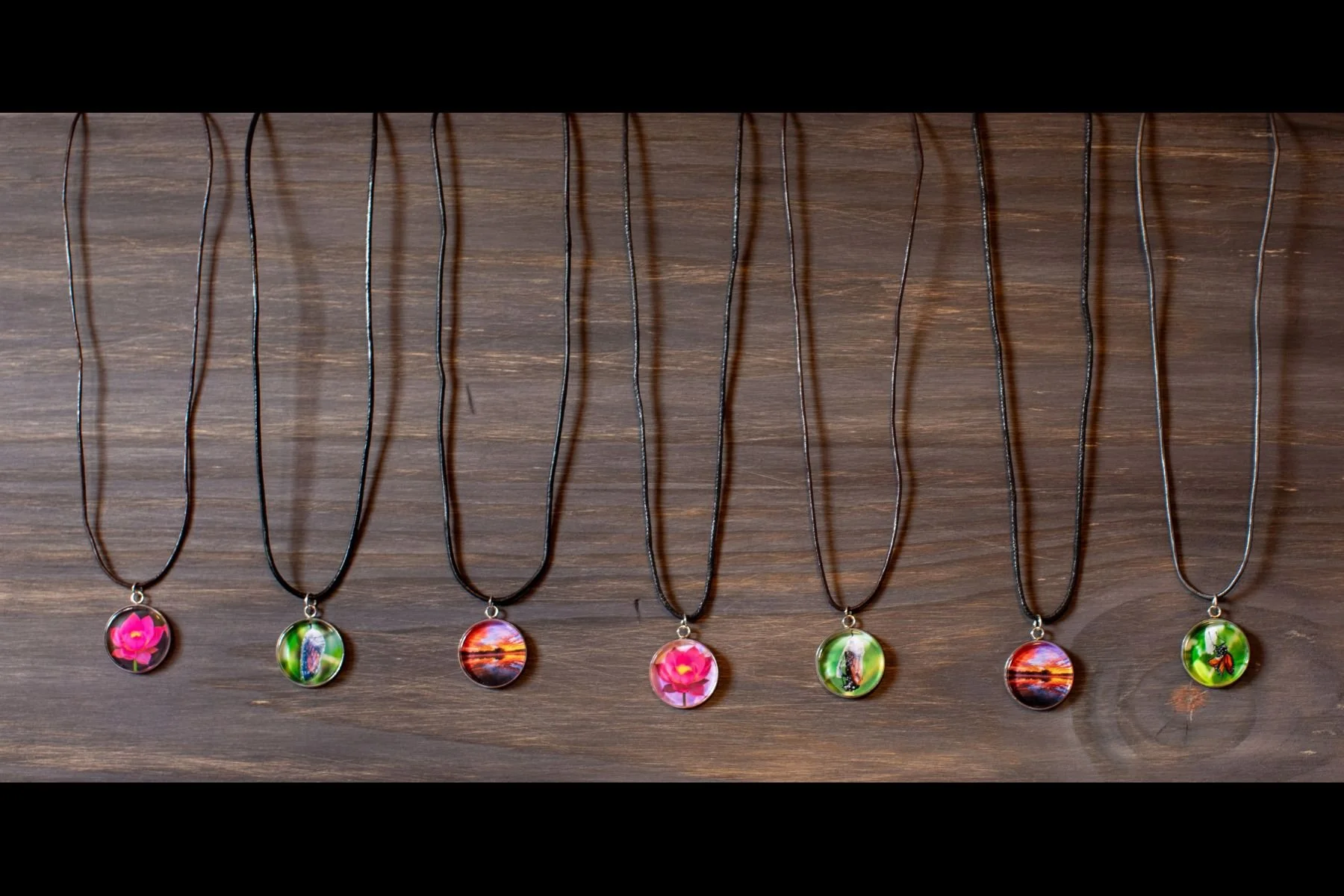 Clasp necklace 2.jpg