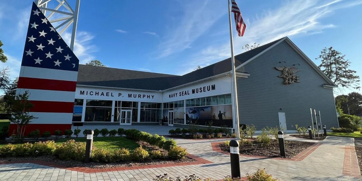 MuseumOpening.jpg