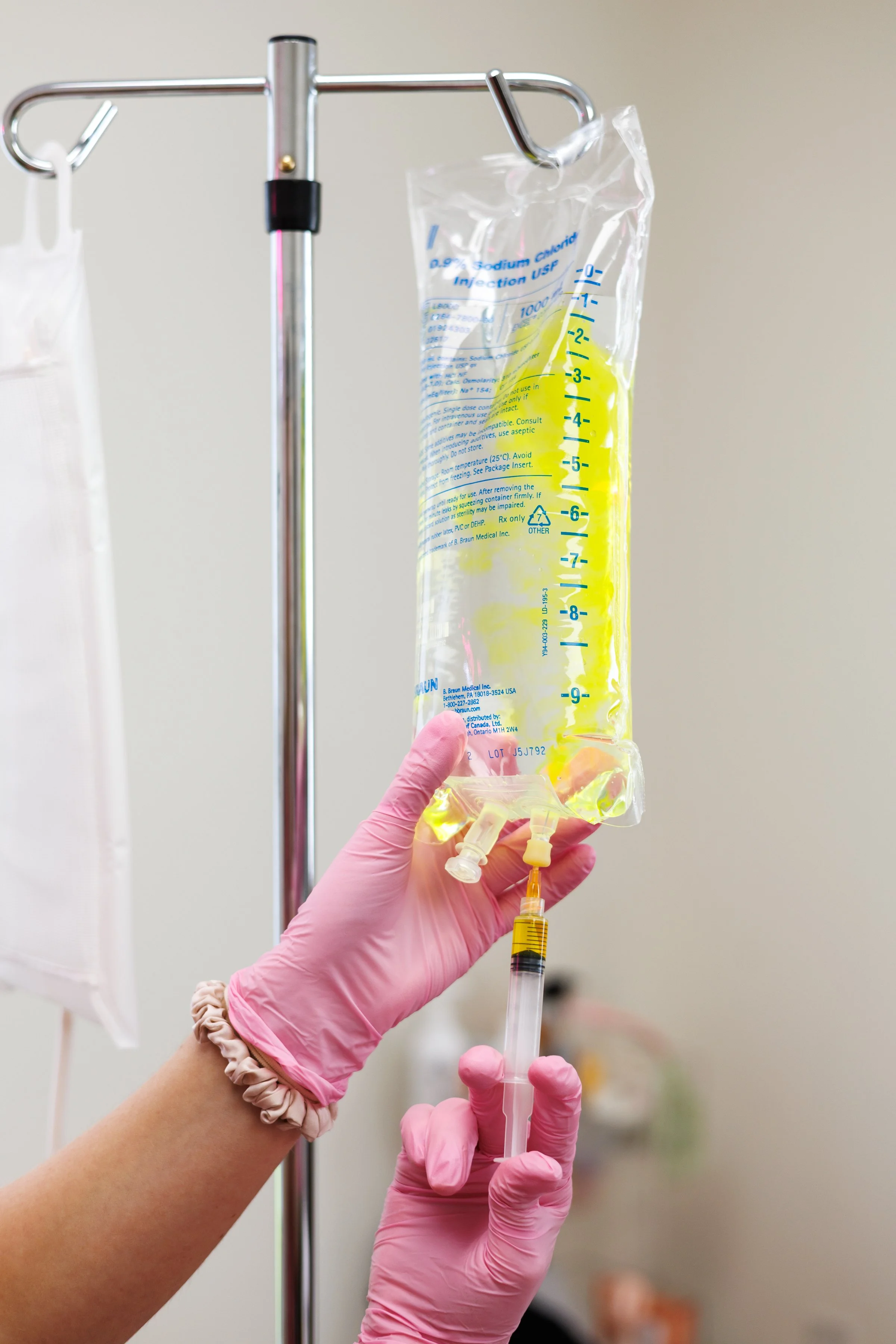 Why People Love IV Therapy (Especially During the Summer)