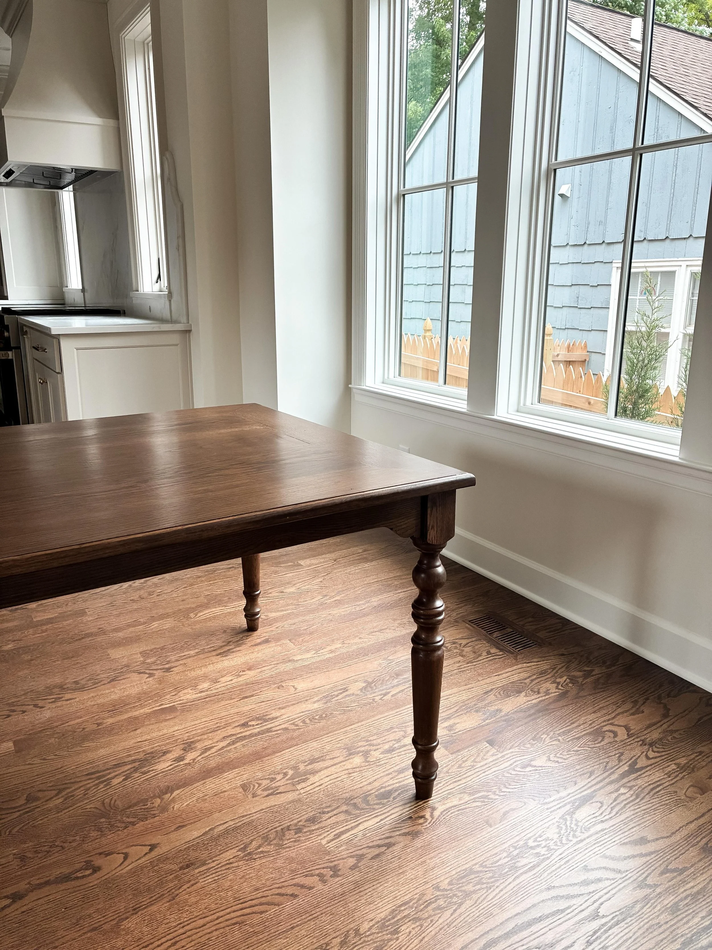 Awesome clients make delivery day 🤌 This large Parlor Table looked beautiful at home in this new build.