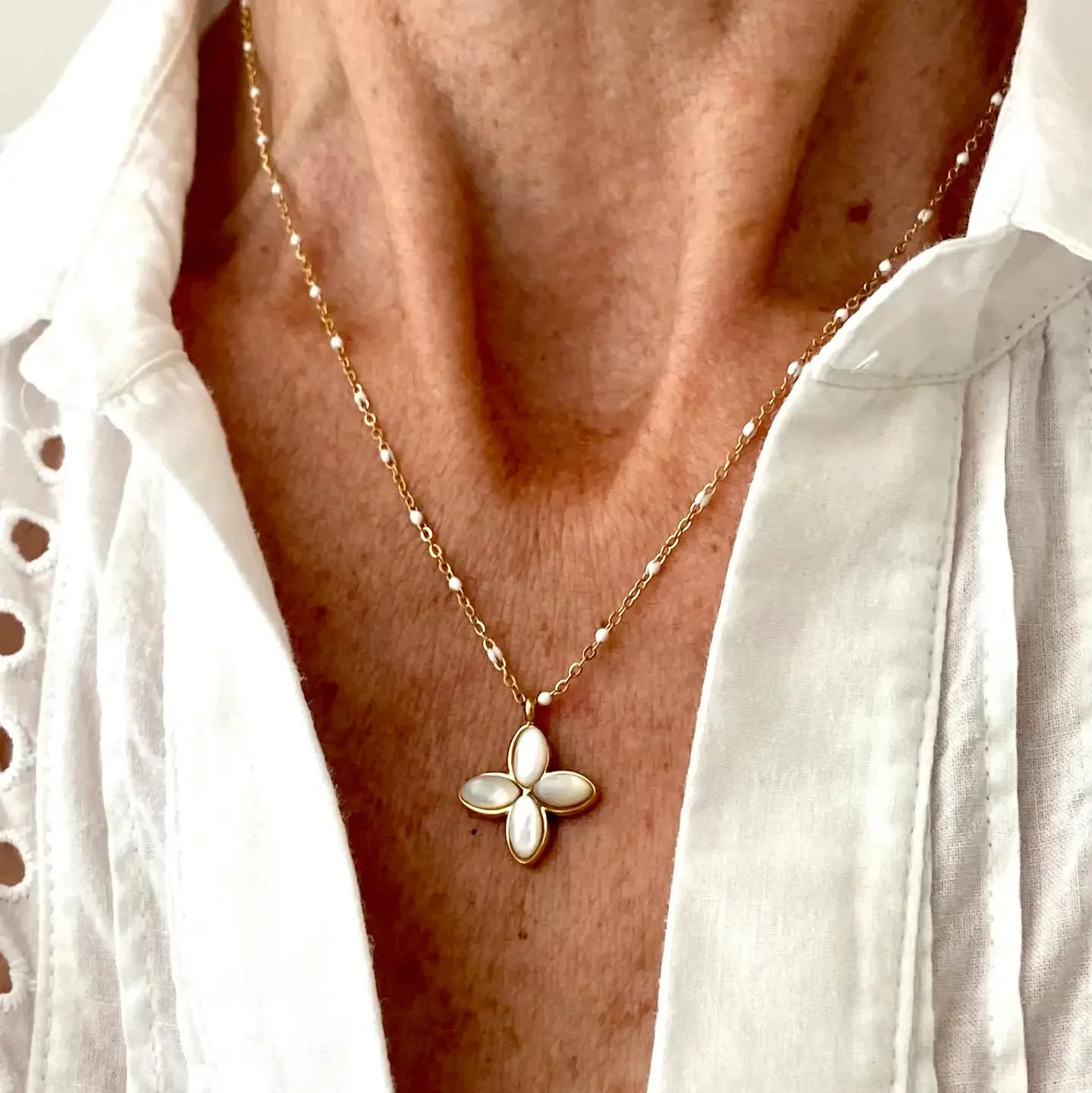 Maddy White Necklace