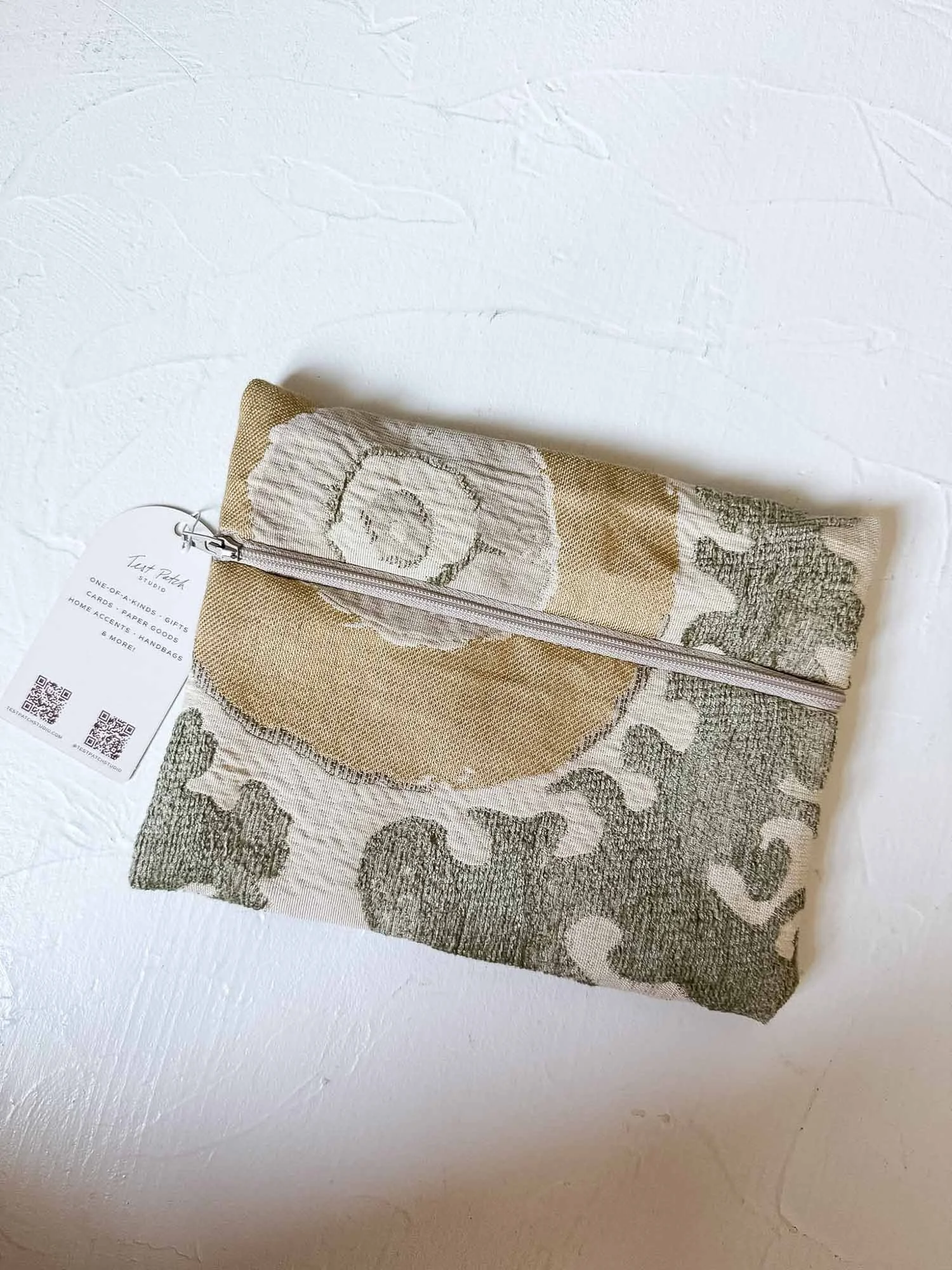 Simple Pouch (Medium) - High-End Upholstery