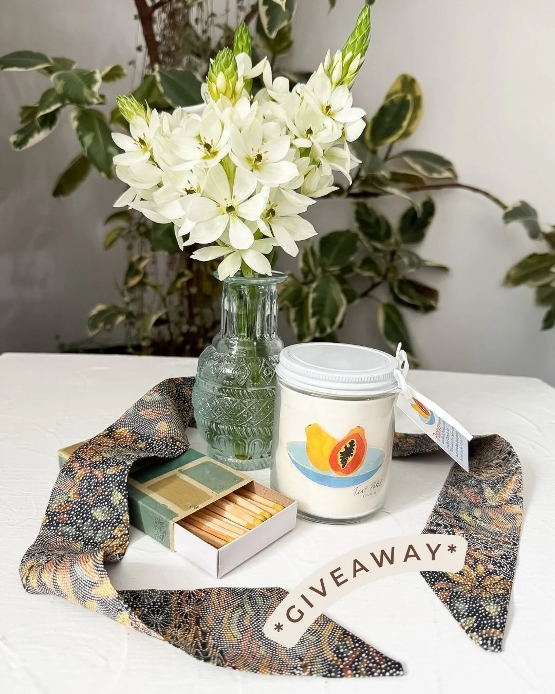 ✨ Giveaway at Test Patch Studio! ✨

We&rsquo;re giving away one of our favorite little bundles from the studio, and we want you to have it.

Here&rsquo;s what&rsquo;s inside:

✨ A farm fresh local flower arrangement in an adorable french-style vase
 