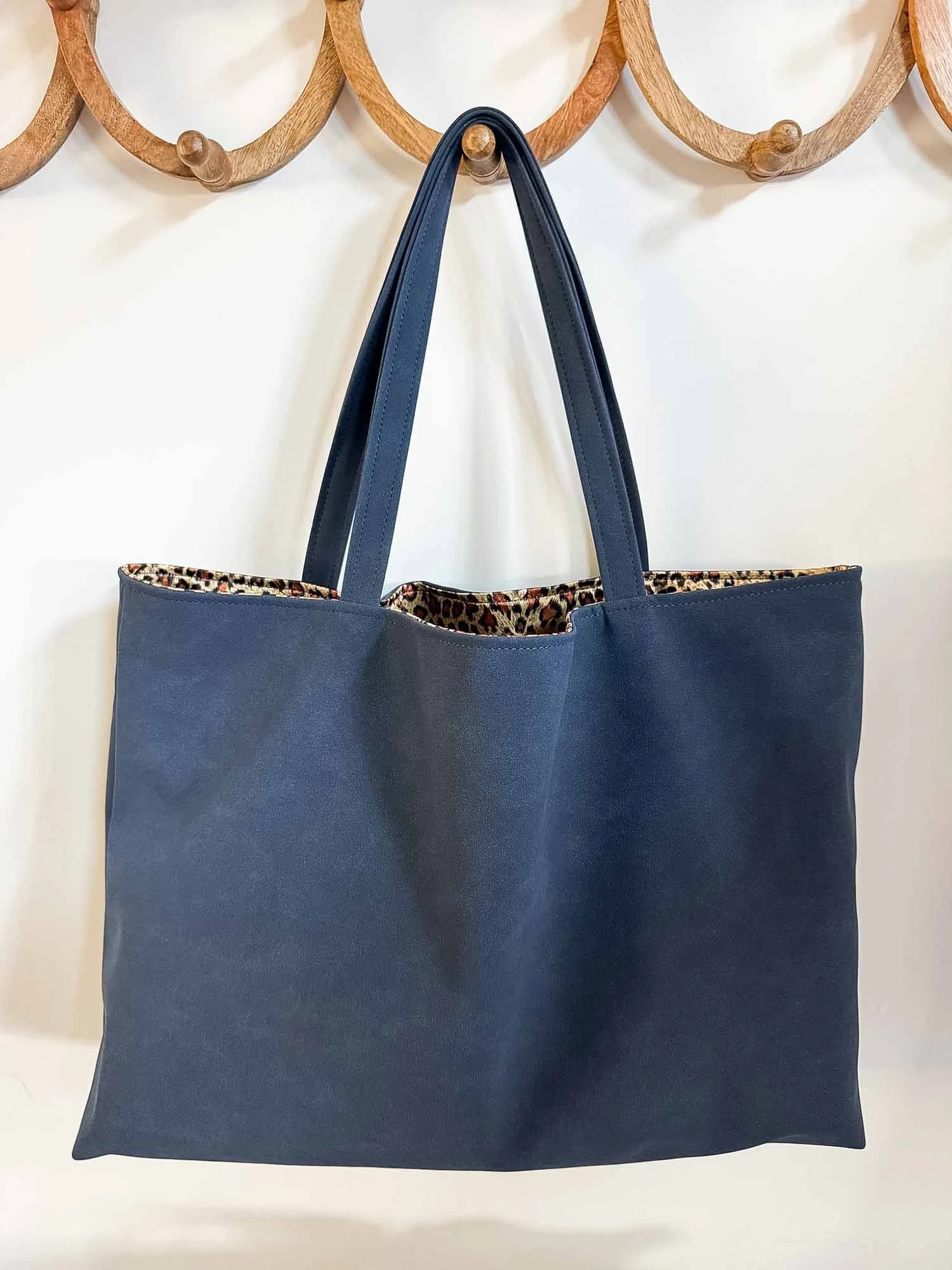 TestPatchStudio-studio-janine-navy-cheetah.jpg