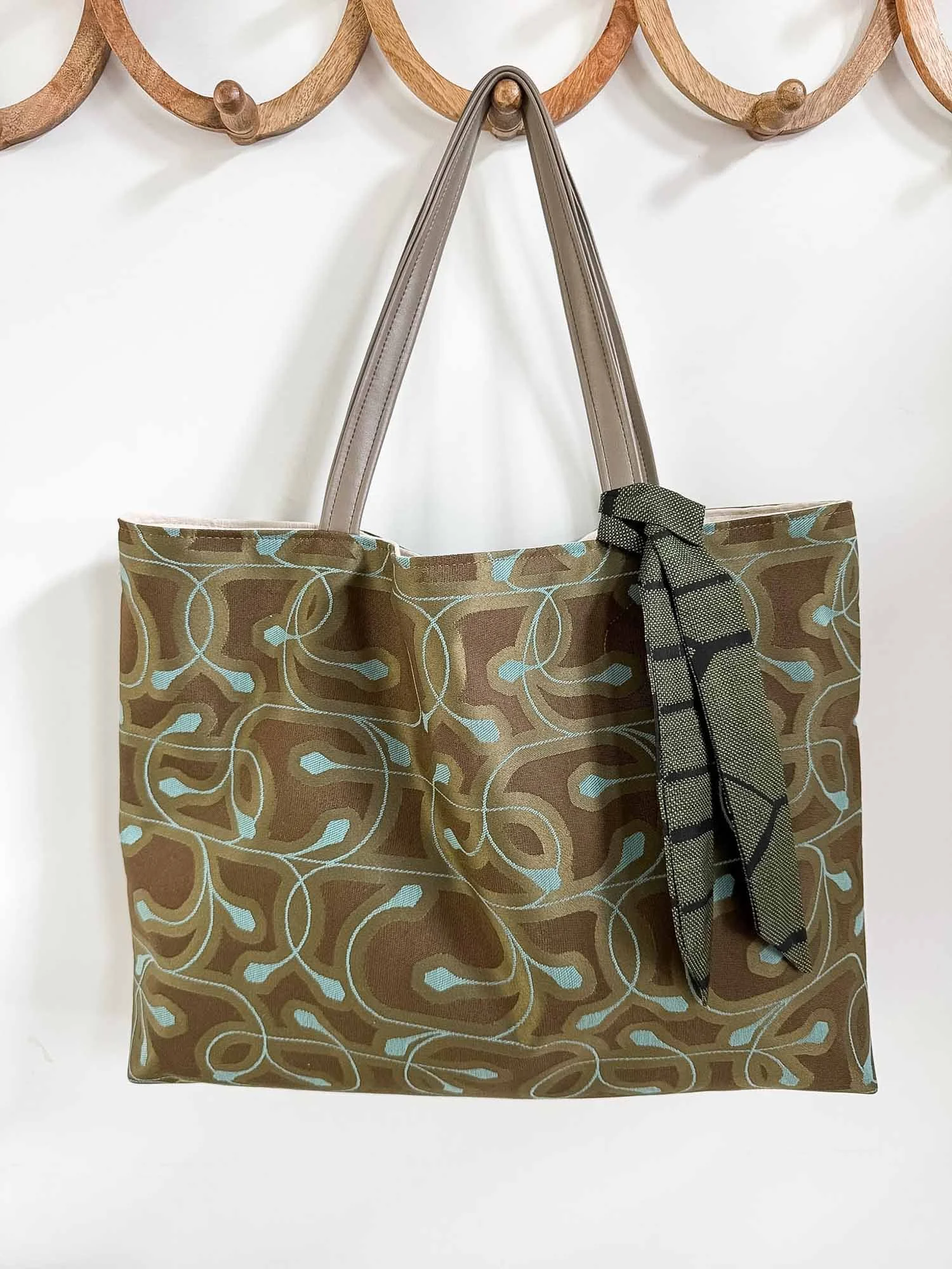 TestPatchStudio-janine-brown-greens-w-twillee.jpg
