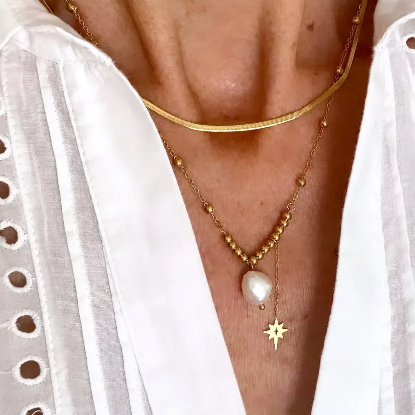 lili necklace2.webp
